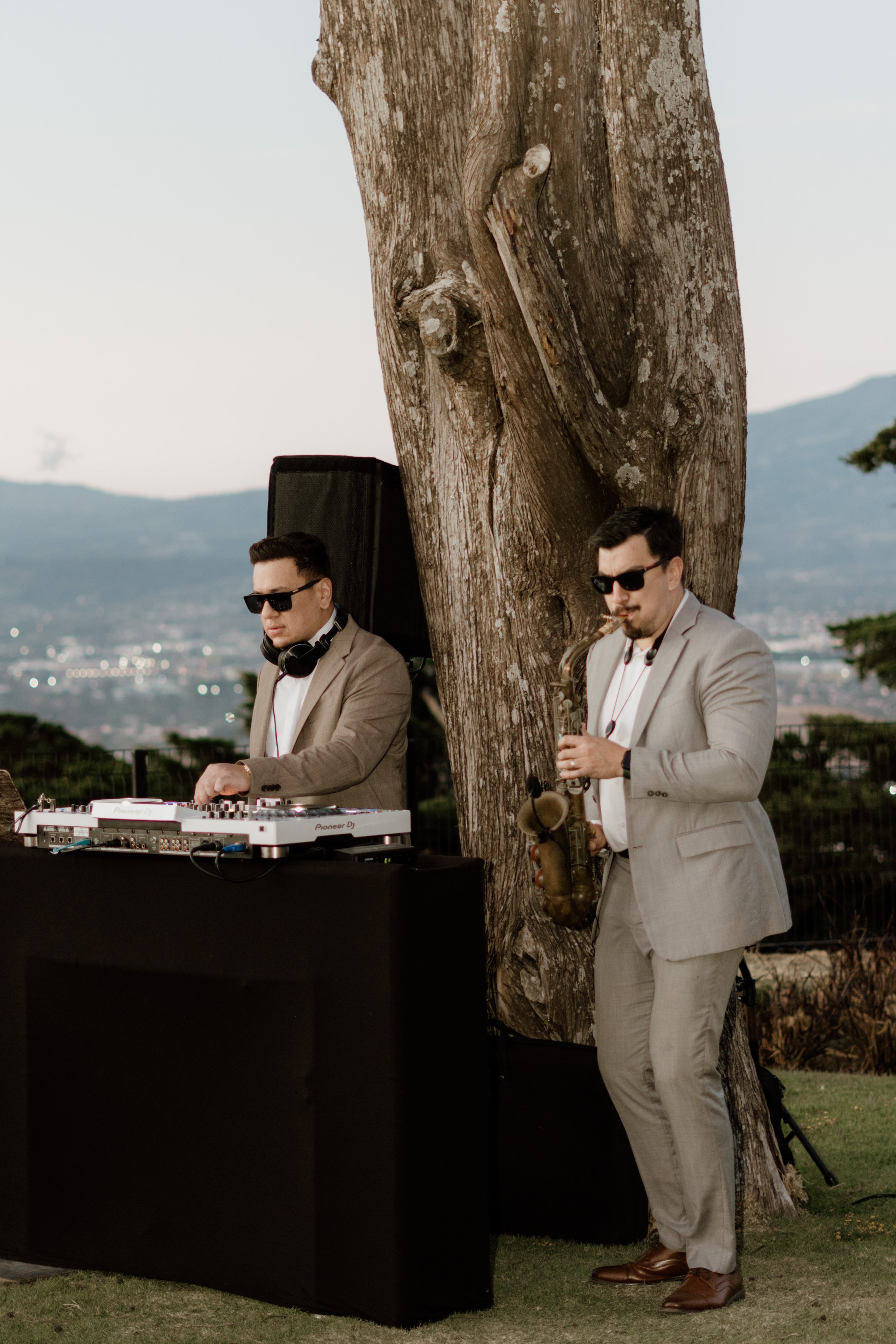 715 - Andrea & Eduardo - LOV Films.jpg