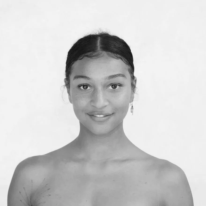  Iva Dixson 

 Iva originates from San Francisco, California and trained at the Ruth Asawa School of The Arts with Elvia Marta and Andrea Hinman, as well as the Rome International Dance Academy, directed by Andrea Palombi and Sara Lourenco. She has d