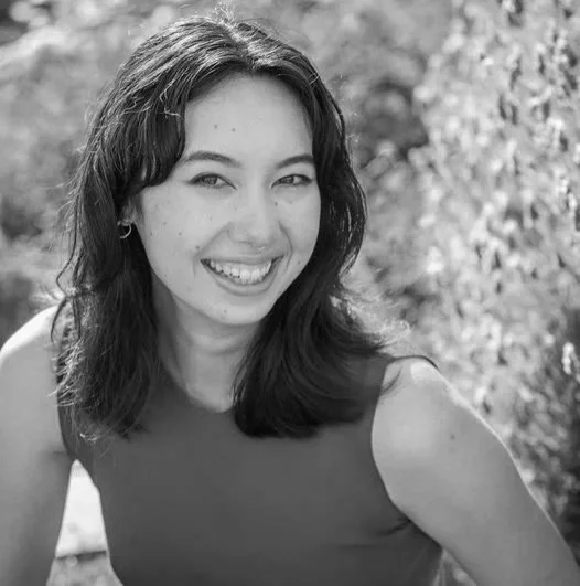  Zoë-Elise Quon 

 Zoë holds a BA in Performing Arts and Social Justice from the University of San Francisco, graduating Magna Cum Laude. She is trained in ballet, tap, jazz, and contemporary, with aerial experience. Her work stems from identity-driv