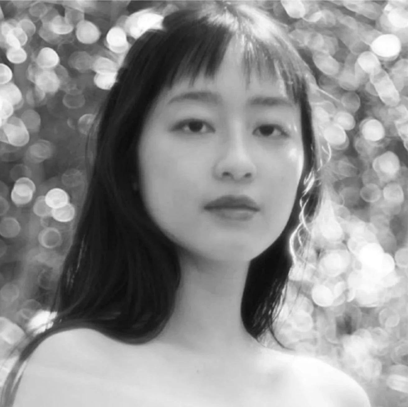  Chisa Kobayashi 

 Chisa is a movement artist born in Tokyo, Japan and raised in Honolulu, Hawaii. She primarily trained with Romi Beppu, Micki Kolberg, and Charlaine Katsuyoshi in classical ballet and contemporary. She is currently a student at Uni