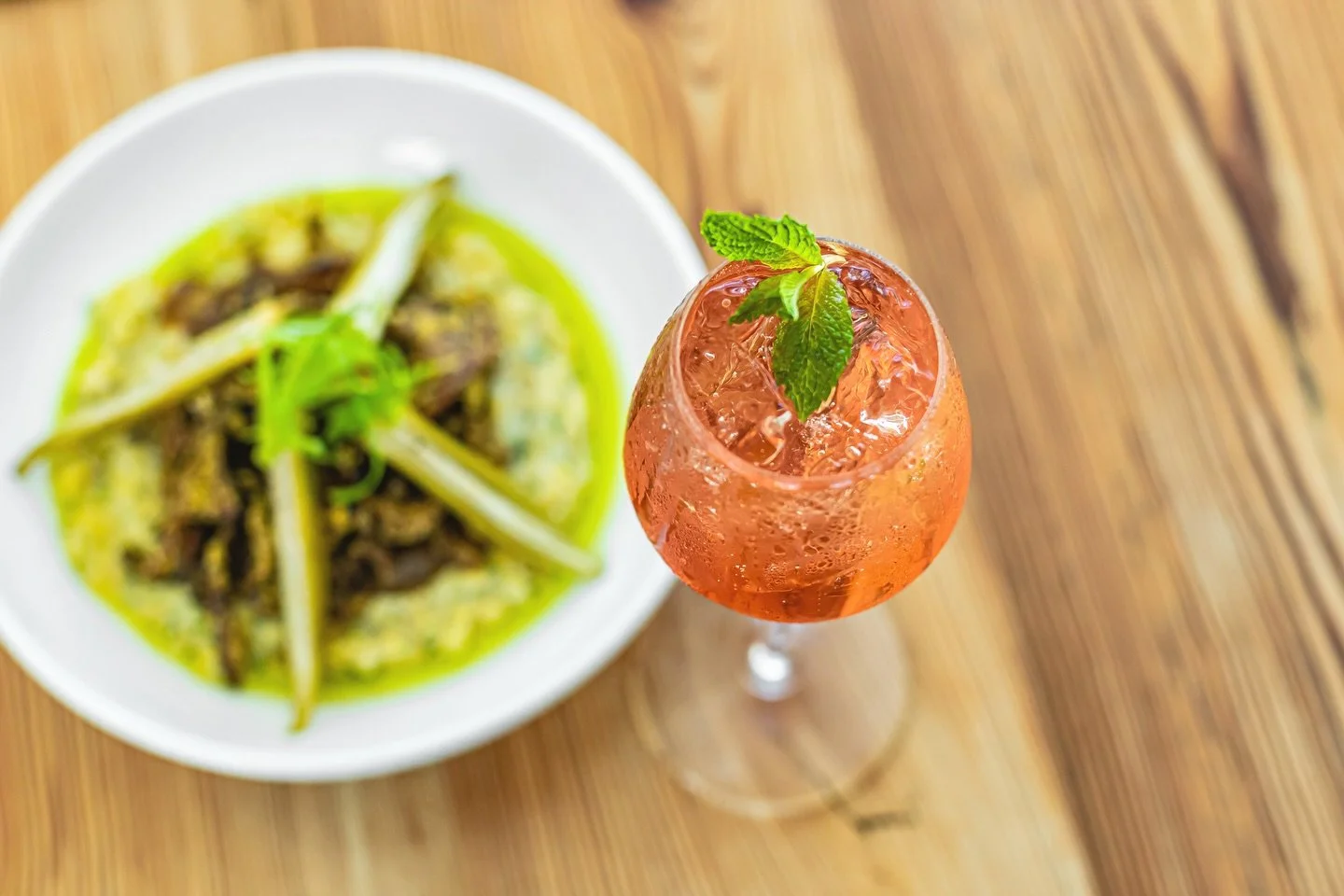 Eat good, and sip slow. Make your Sunday count. #BrunchAtTheGreenHouse
