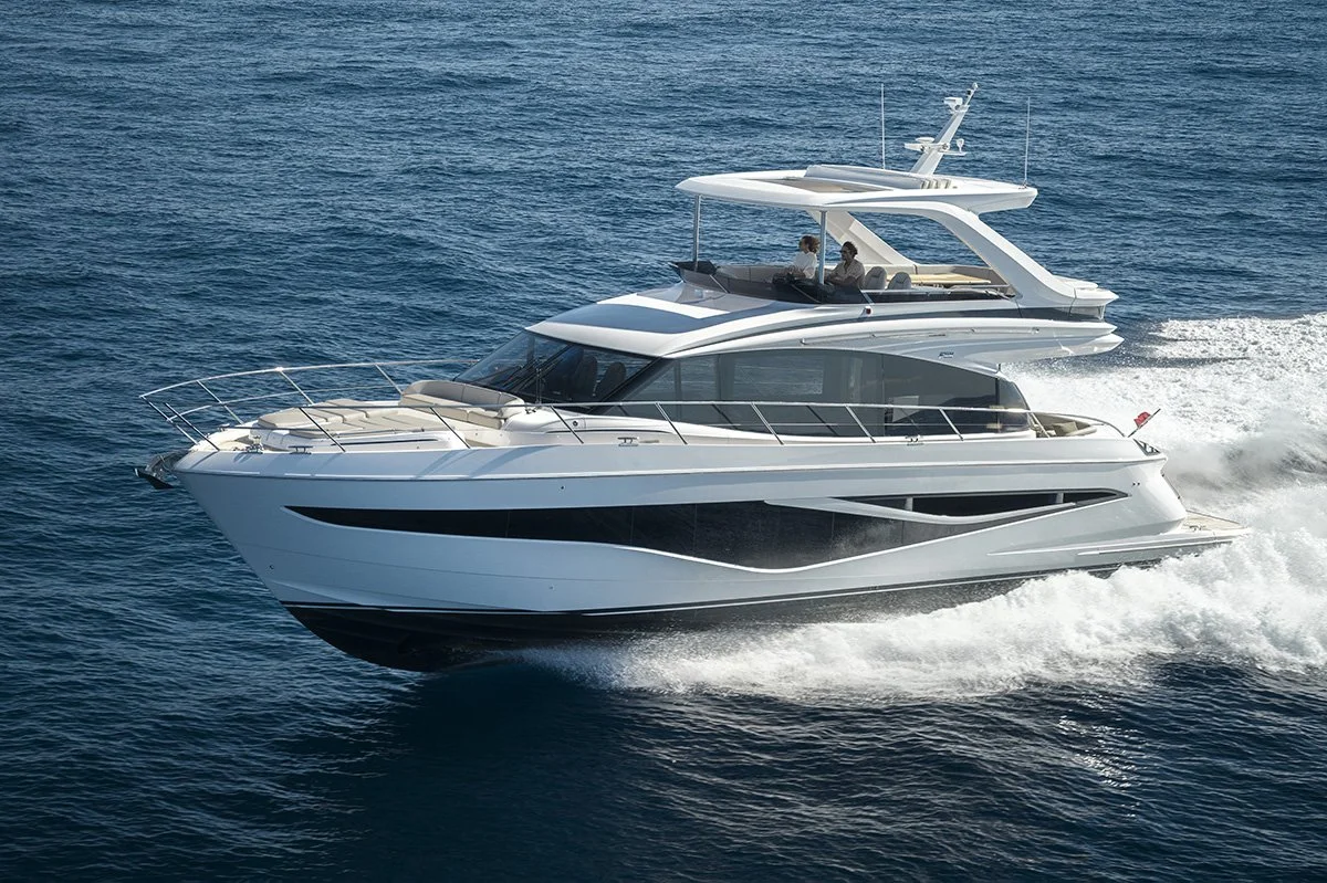 Princess F58 Awarded Best Flybridge Yacht Over 55ft
