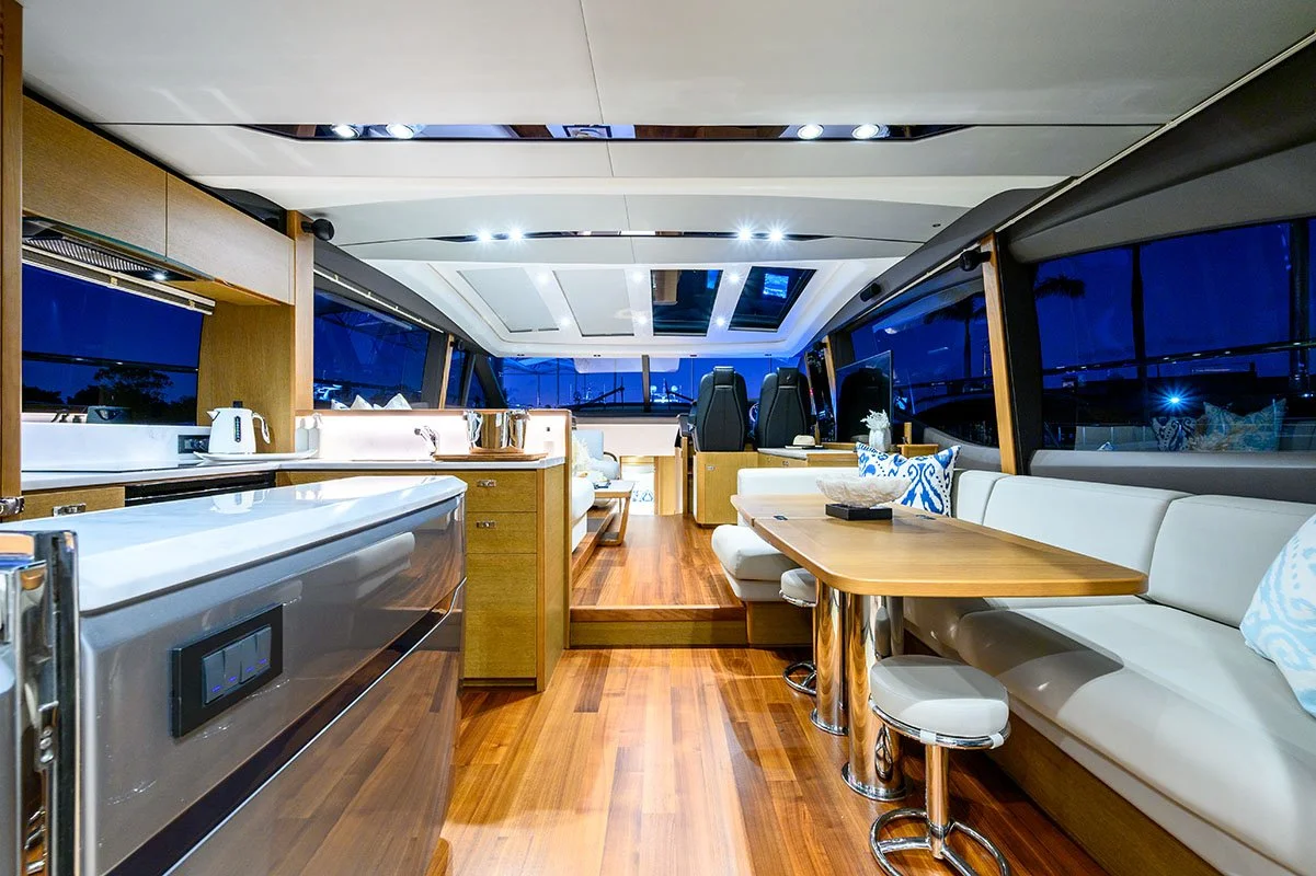 Princess_Yachts_V65_SOLIS_5530.jpg