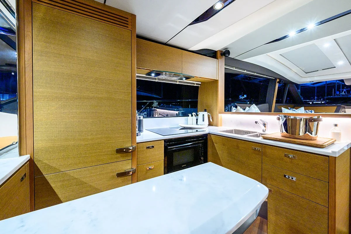 Princess_Yachts_V65_SOLIS_5554.jpg