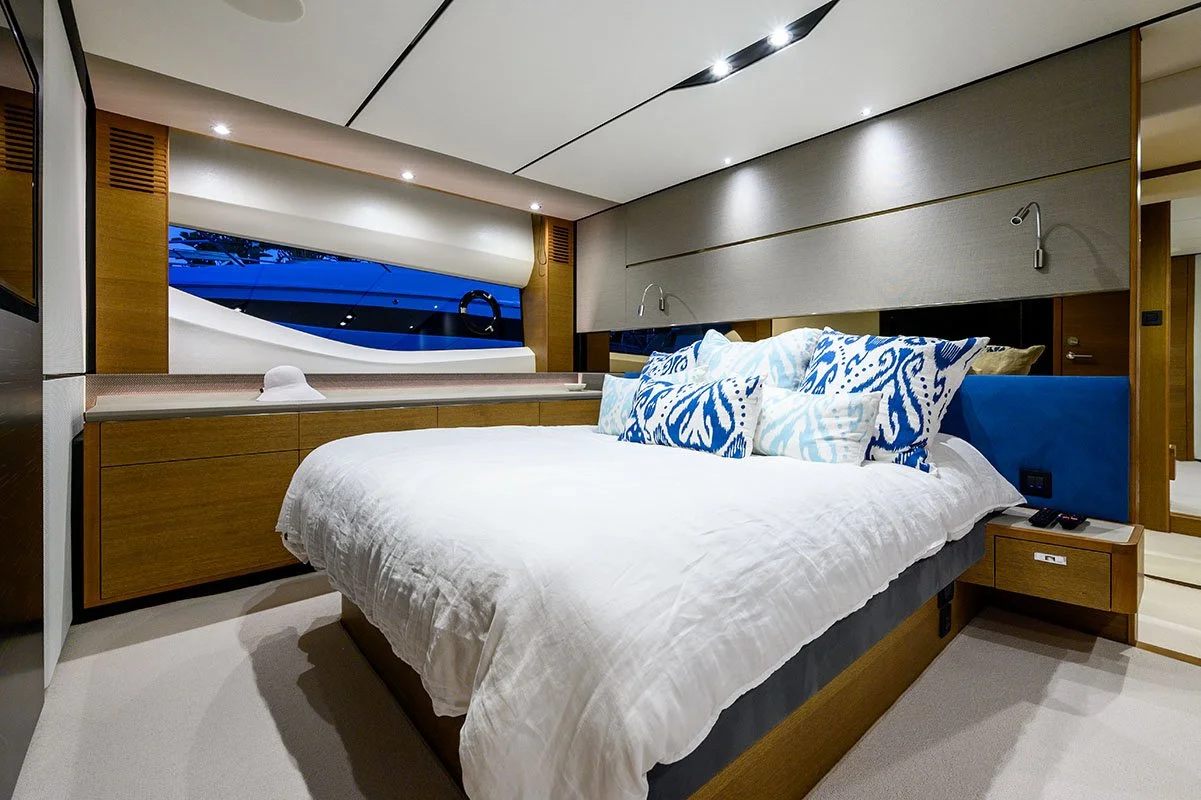 Princess_Yachts_V65_SOLIS_5488.jpg