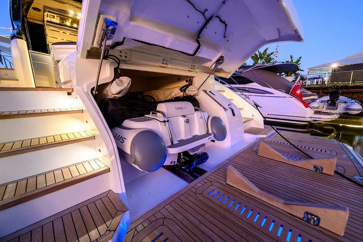 Princess_Yachts_V65_SOLIS_5510.jpg