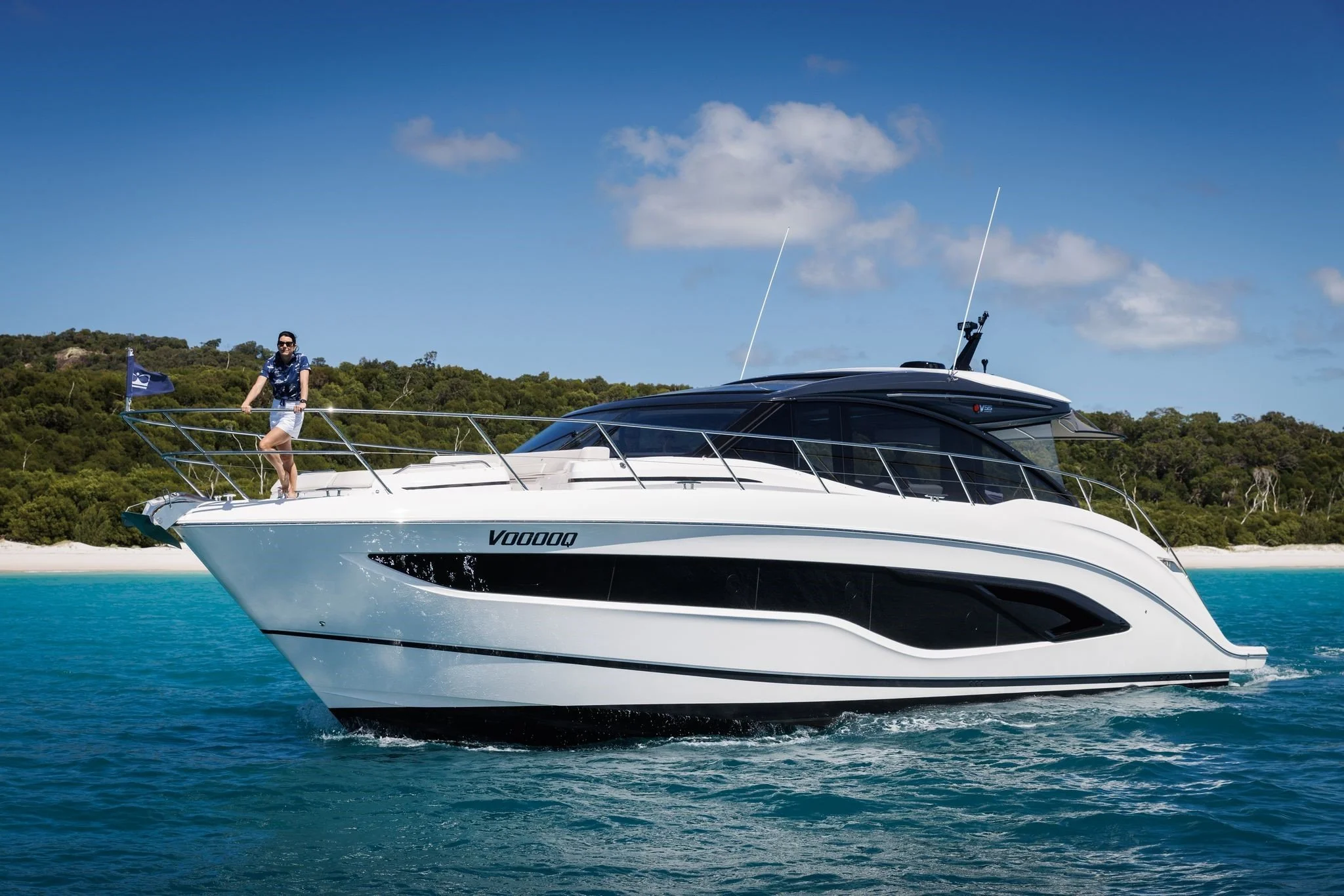 Princess_V55_Paloma_Side shot.jpg