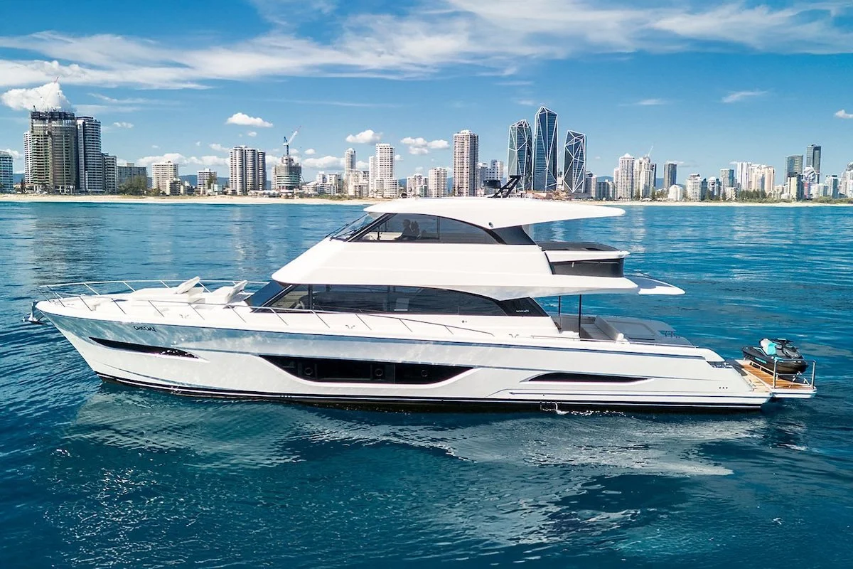 2025 Maritimo M75