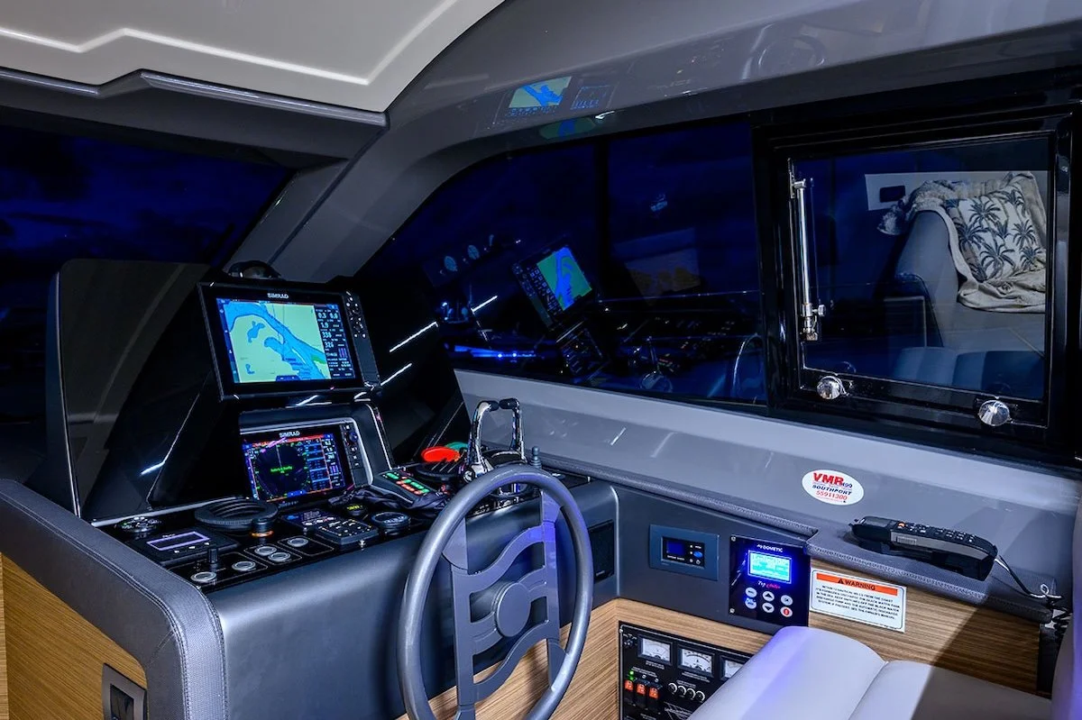 2018_Ferretti_450_0009.jpg