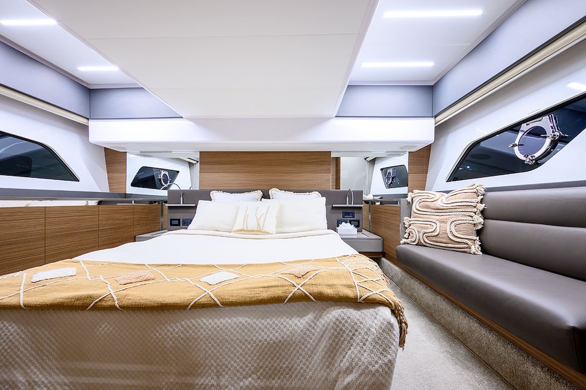 2018_Ferretti_450_0011.jpg
