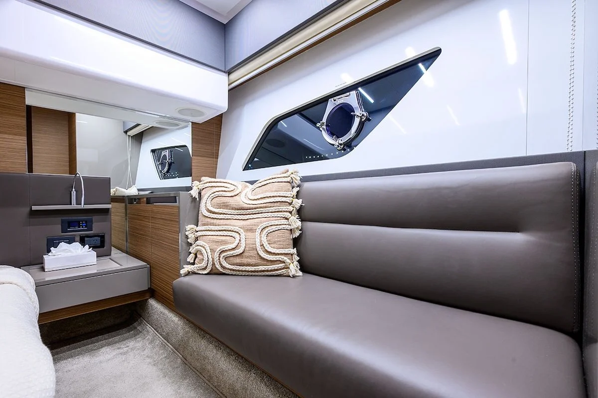 2018_Ferretti_450_0012.jpg