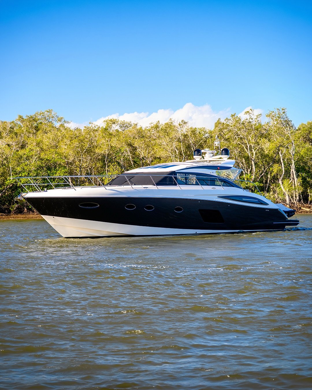 PRICE REDUCTION | 2014 PRINCESS V62 S

Combining exhilarating performance with refined British craftsmanship, this exceptional Princess V62-S delivers everything the Princess V Class is renowned for &mdash; expansive indoor-outdoor entertaining space