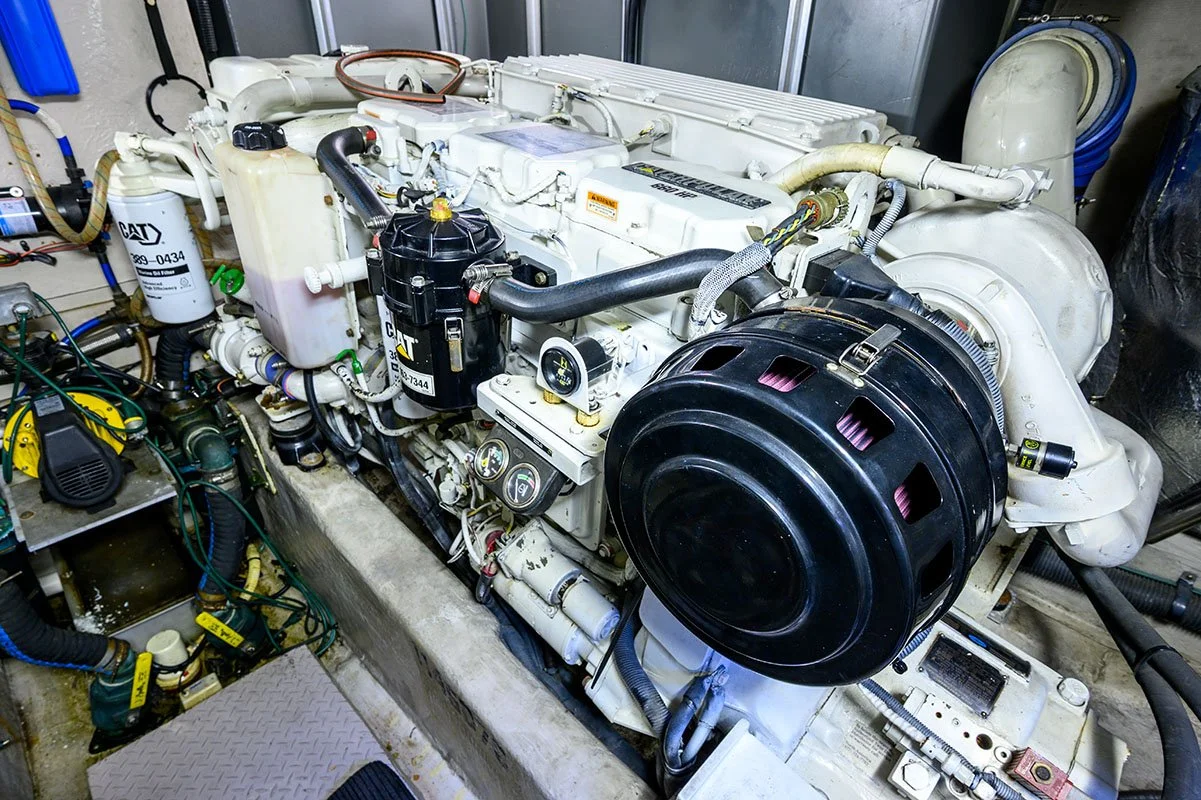 2002 Sea Ray 540 Cockpit_1299.jpg