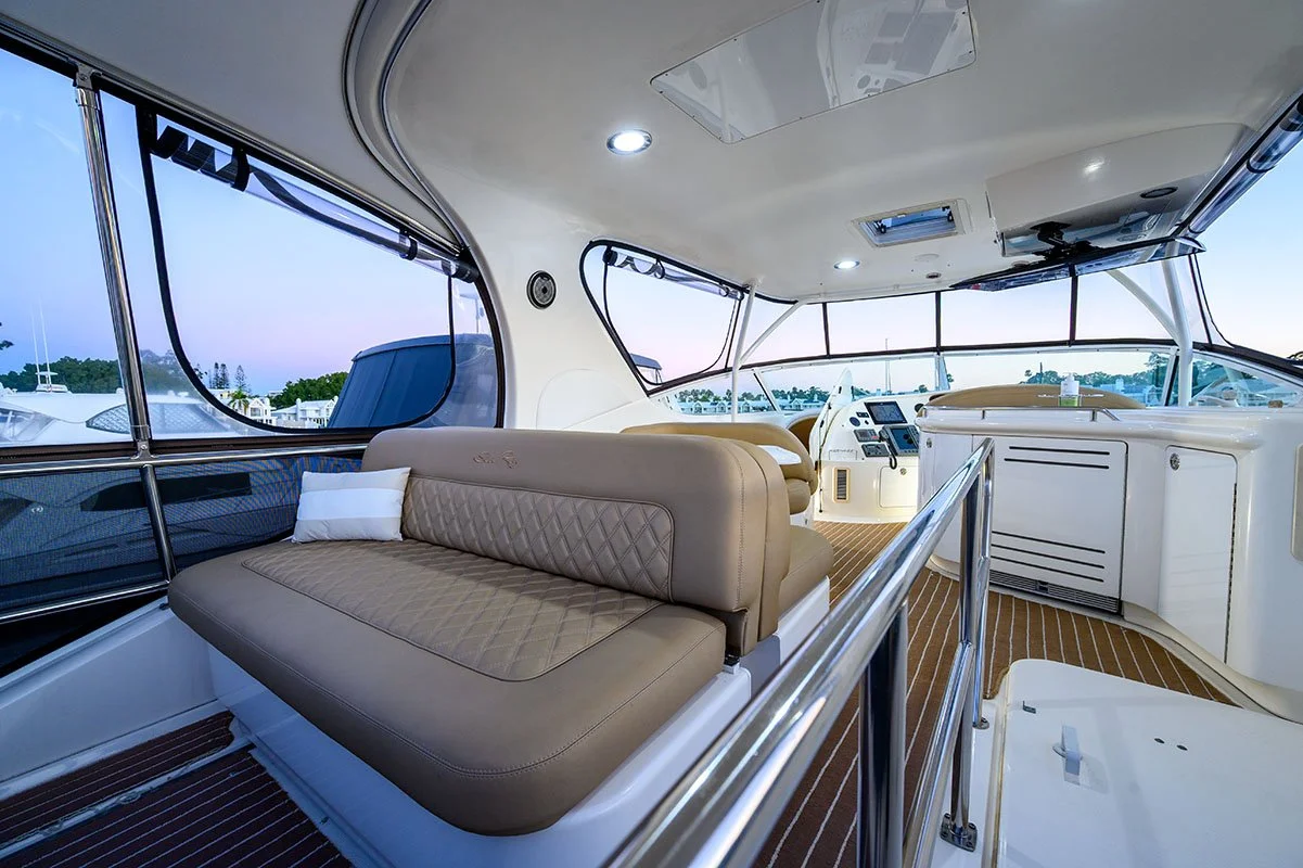 2002 Sea Ray 540 Cockpit_1302.jpg