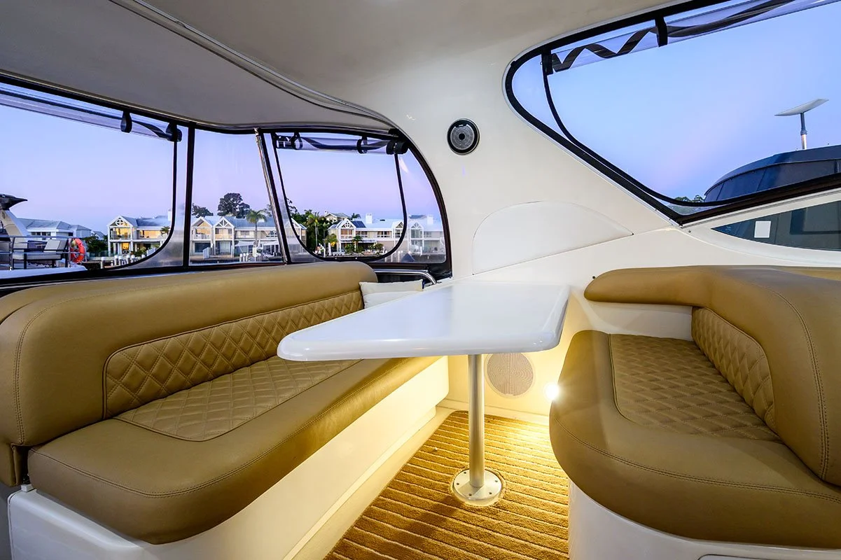 2002 Sea Ray 540 Cockpit_1308.jpg