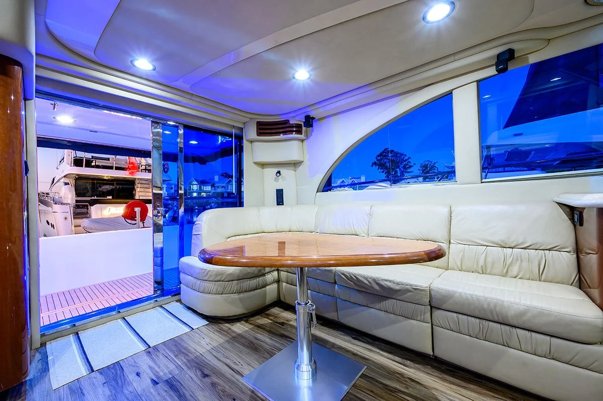 2002 Sea Ray 540 Cockpit_1329-2.jpg