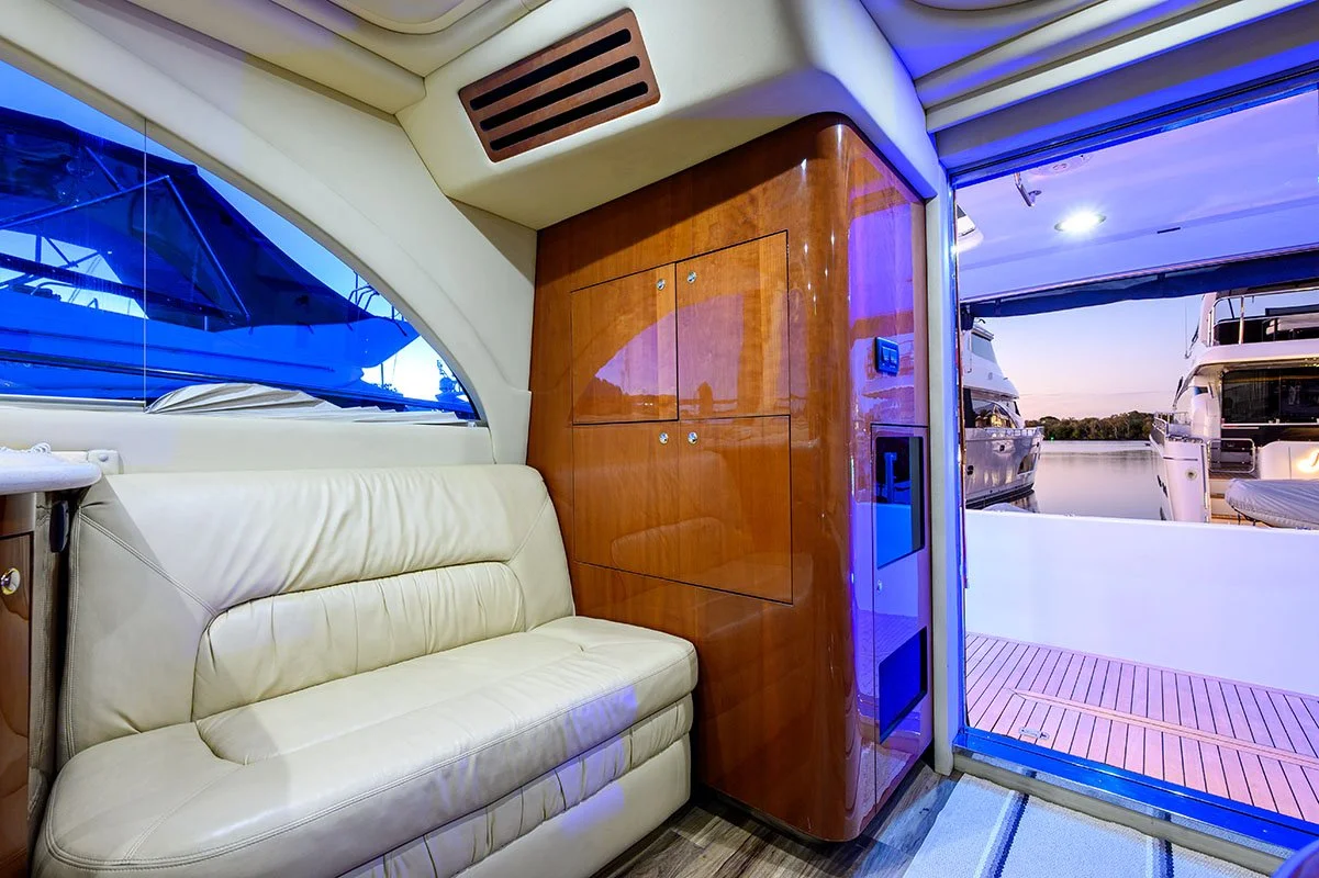 2002 Sea Ray 540 Cockpit_1330-2.jpg