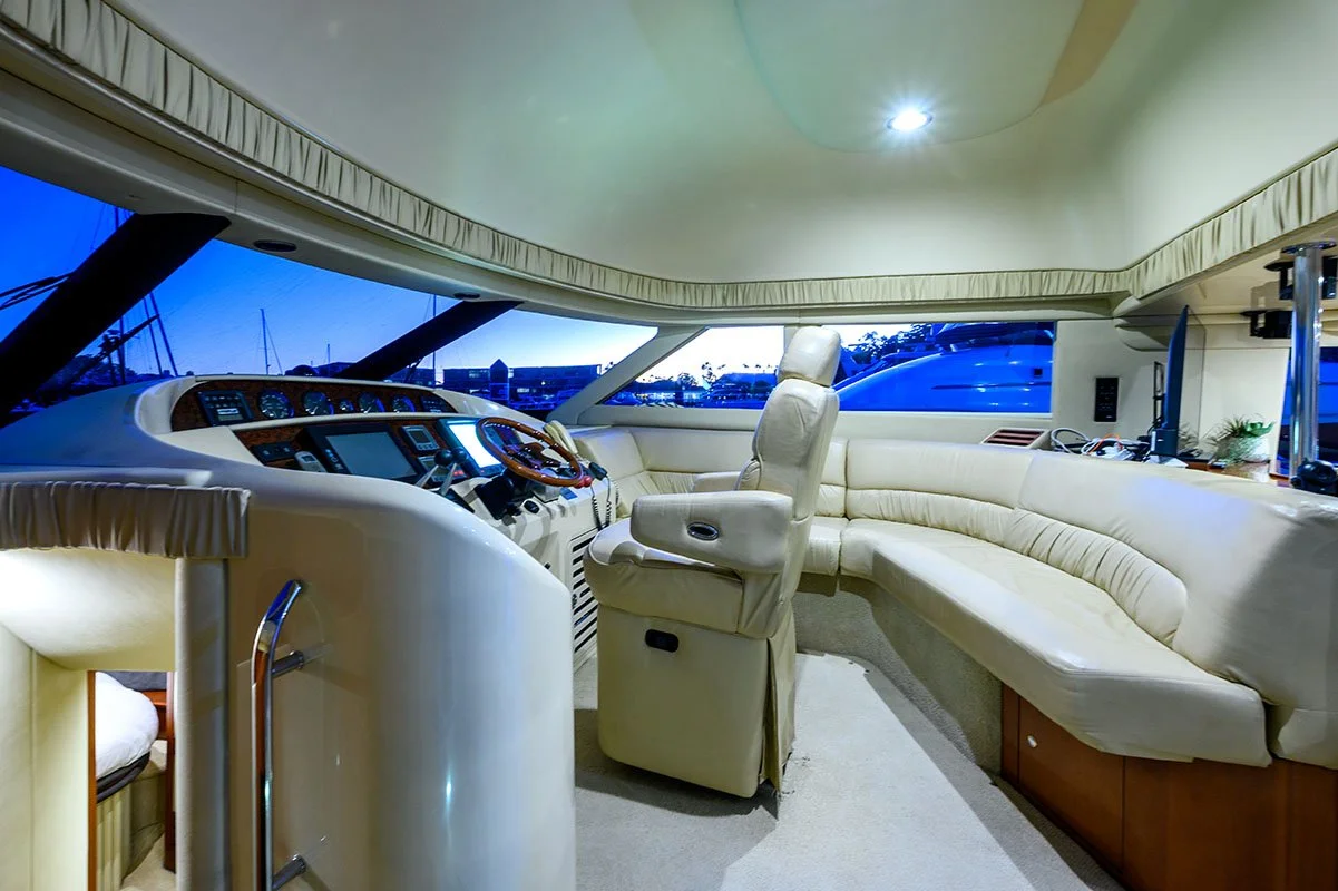 2002 Sea Ray 540 Cockpit_1337.jpg