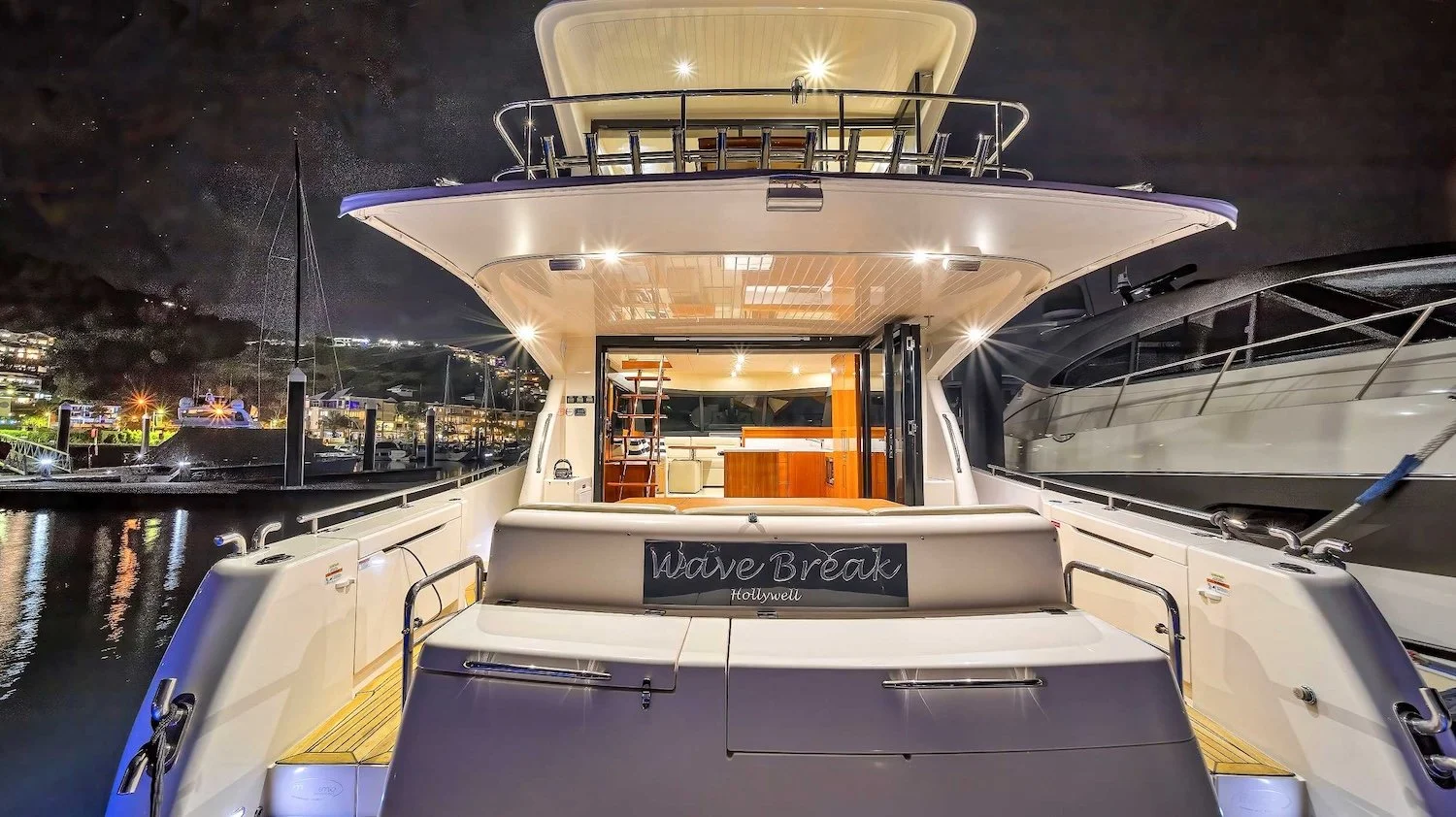 2016_Maritimo_M51-4.jpg