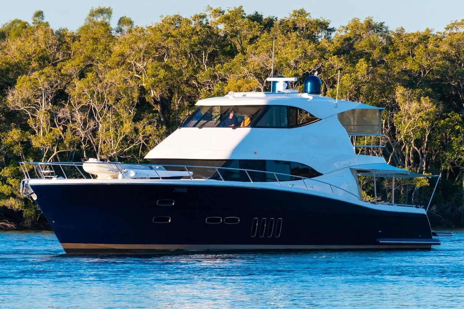 2016 Maritimo M64_8620.jpg