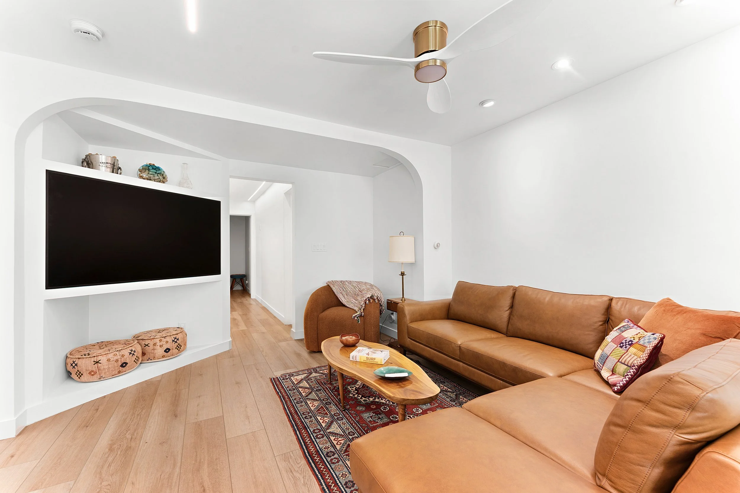 living-room-arched-tv-niche-built-in-la-jolla.jpg