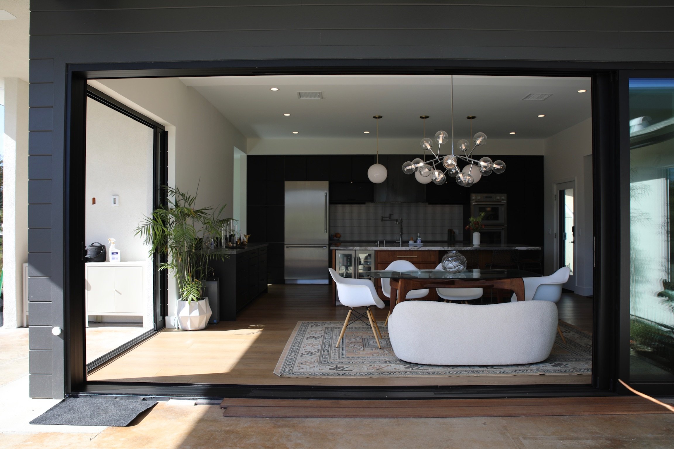 Indoor / Outdoor Living