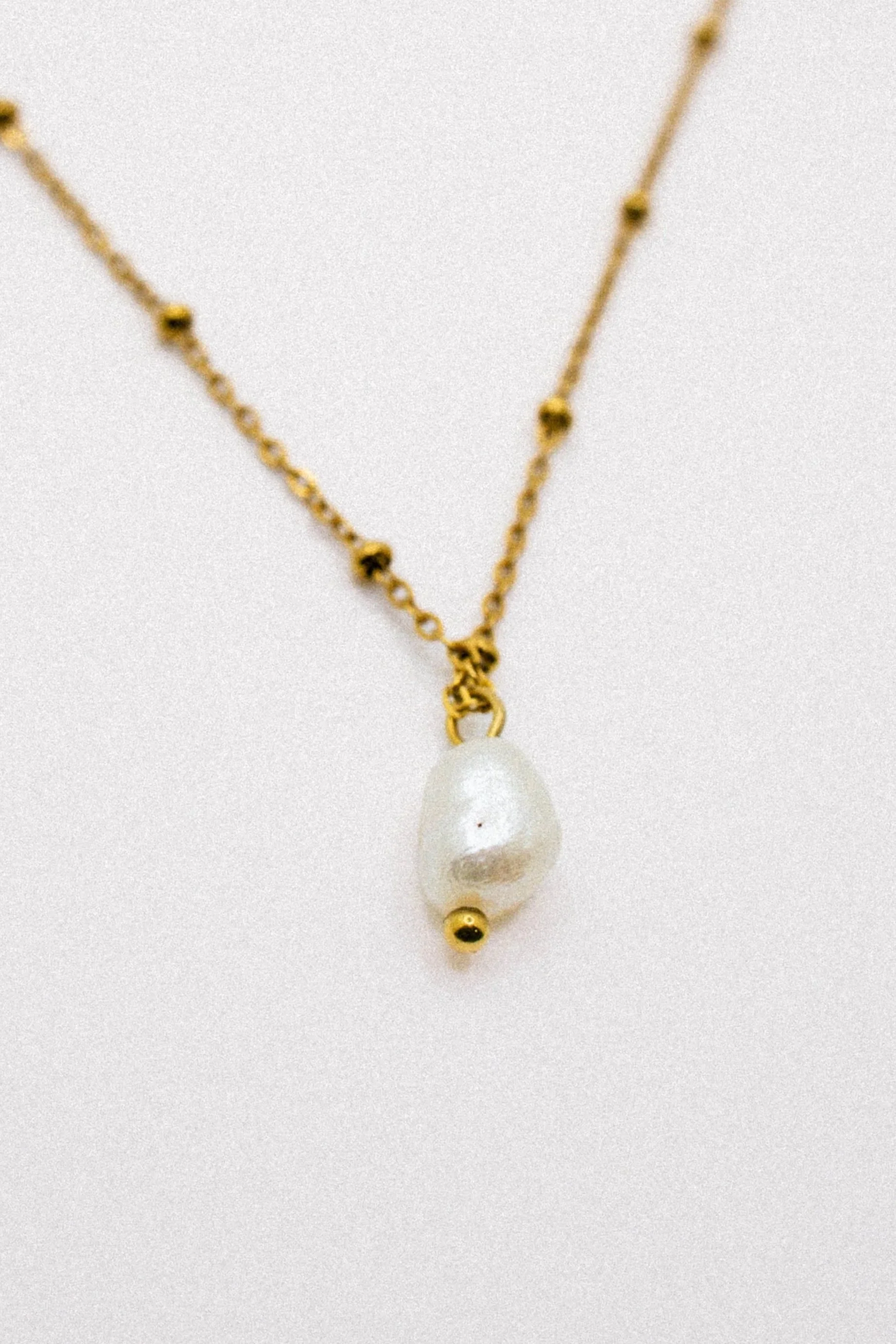 Dotted Pearl Drop Necklace