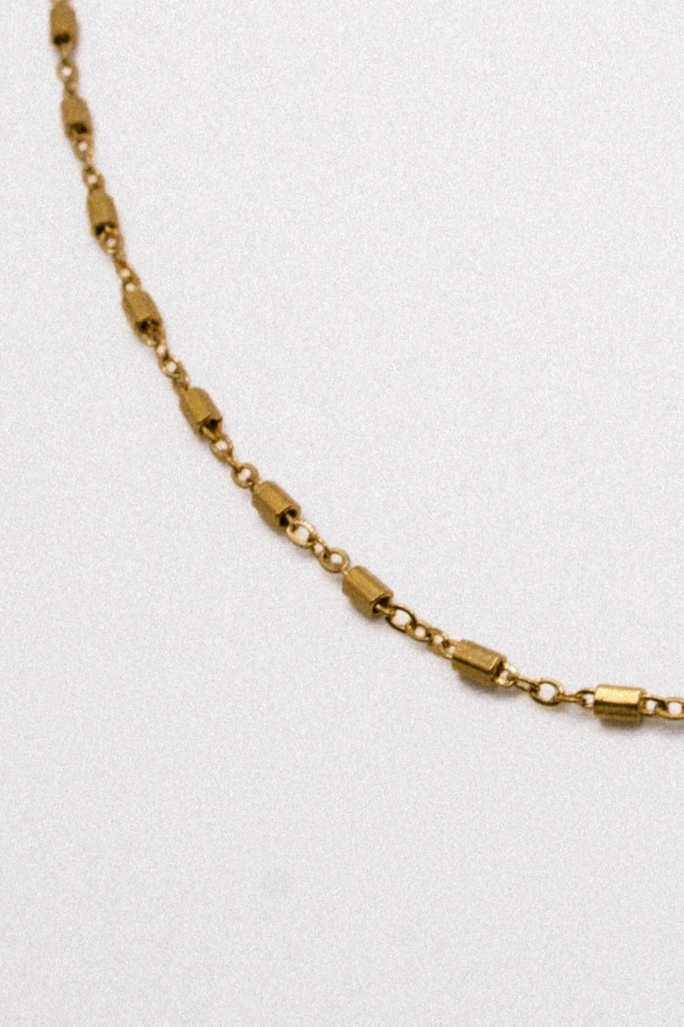 Column Chain Necklace