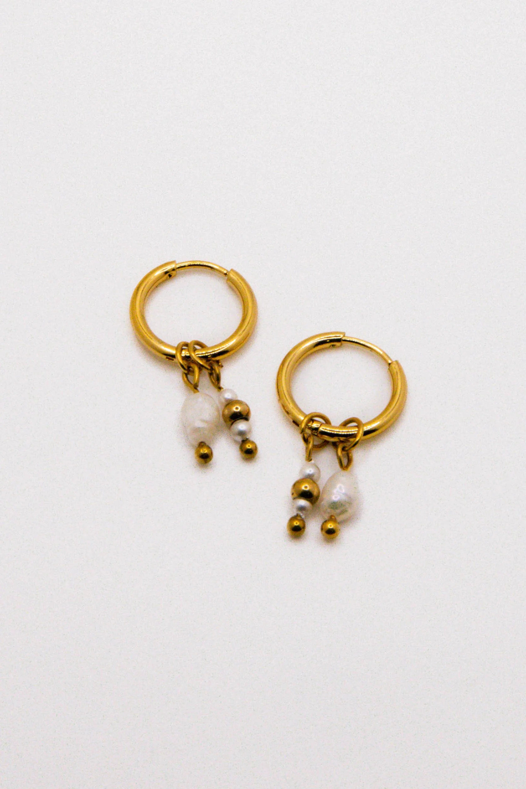 Pearl Cluster Huggie Hoops