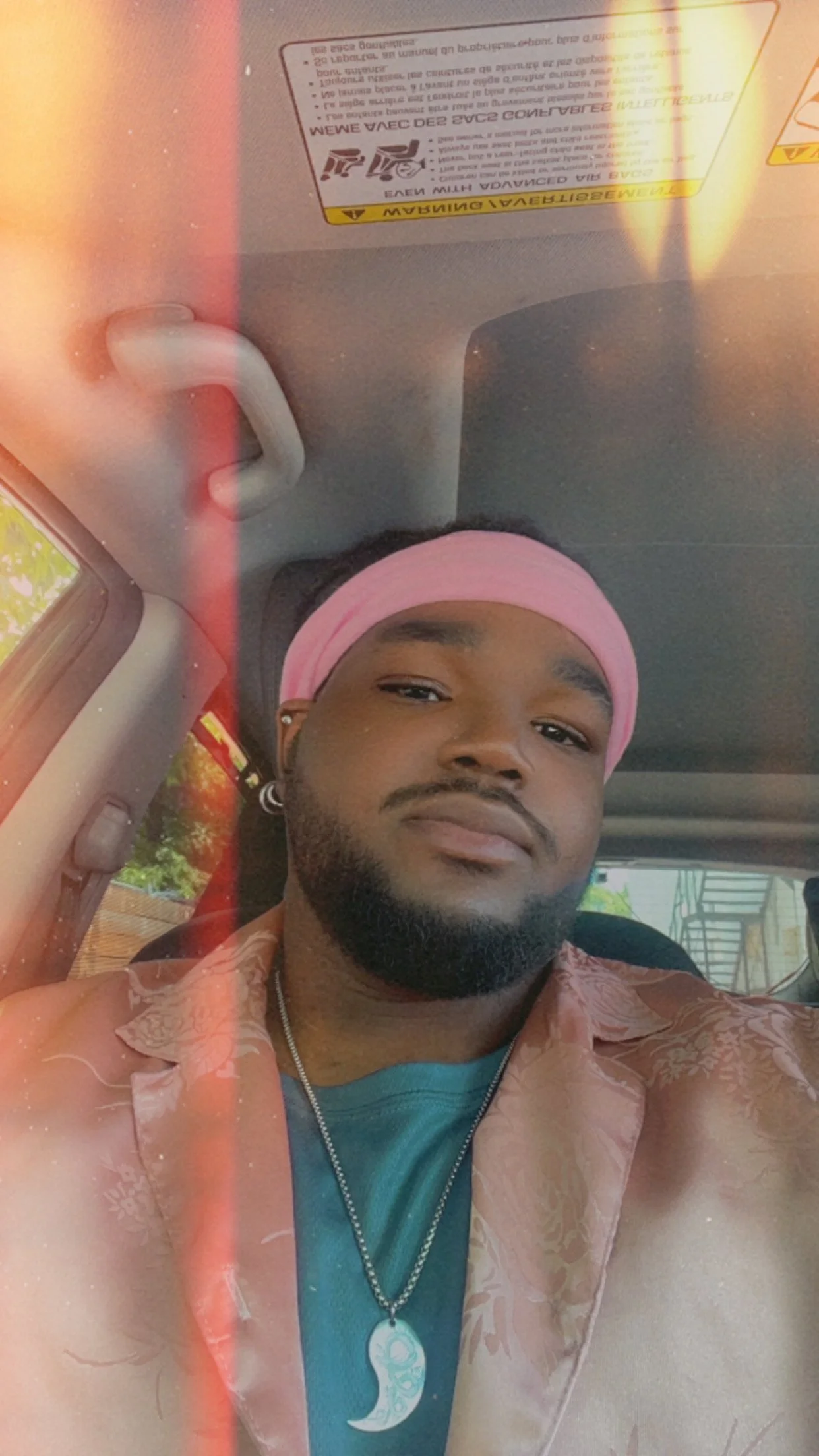 Ian Man, a digital designer you want to hire for your digital or creative needs.