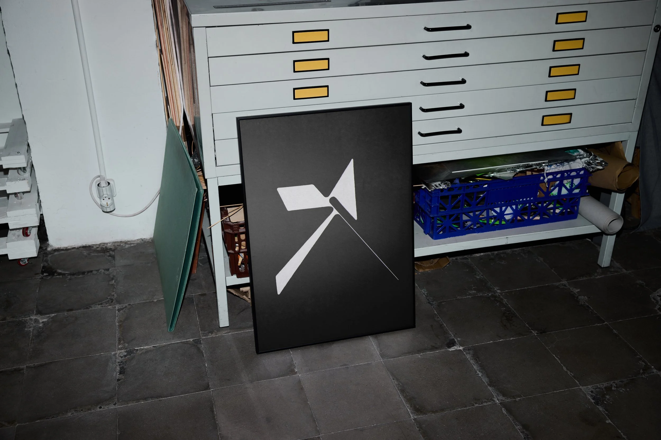 letterxinverted.jpeg
