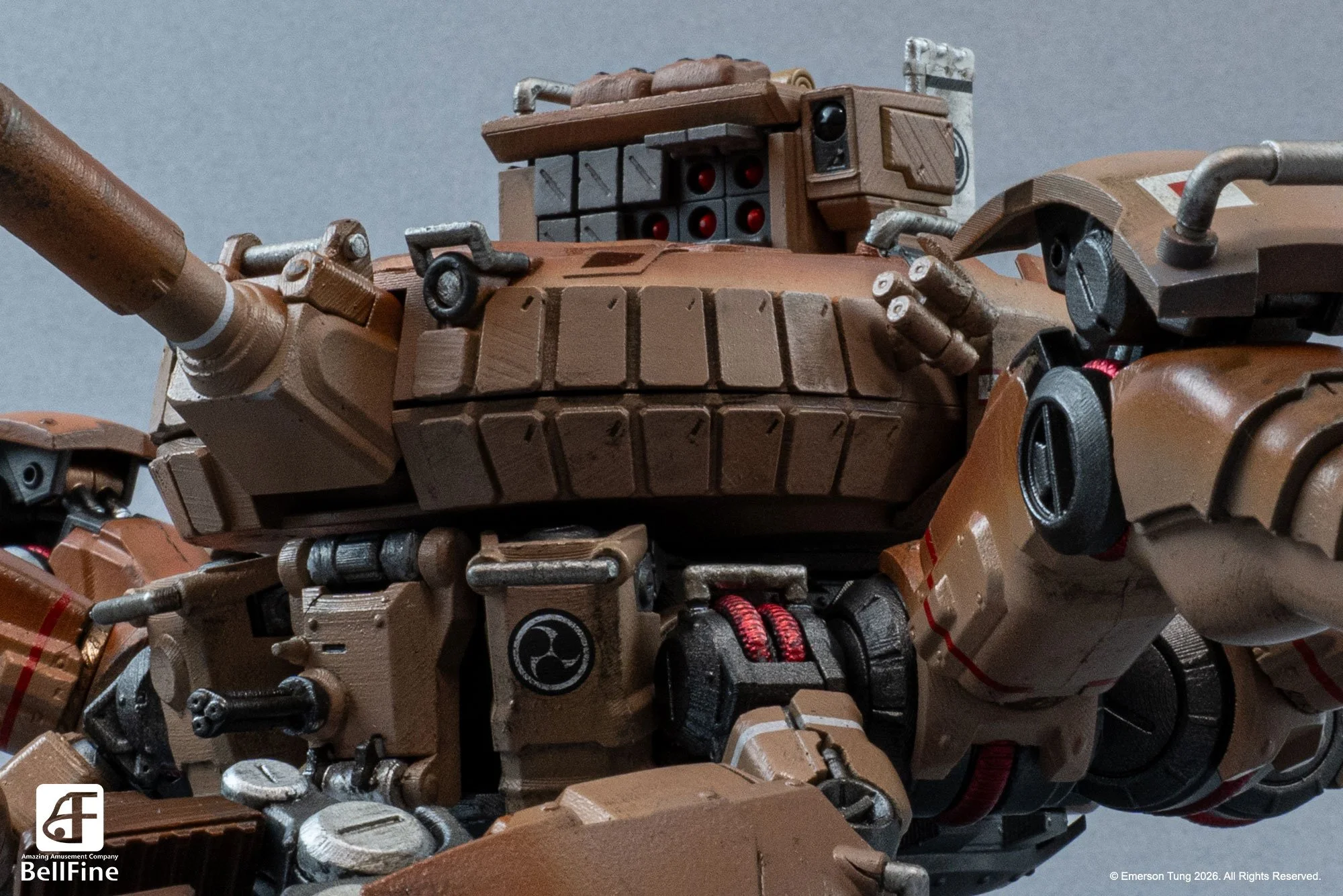 Close up of the Type 33 Heikegani Crab Tankhead, from the mecha dieselpunk universe of TANKHEAD