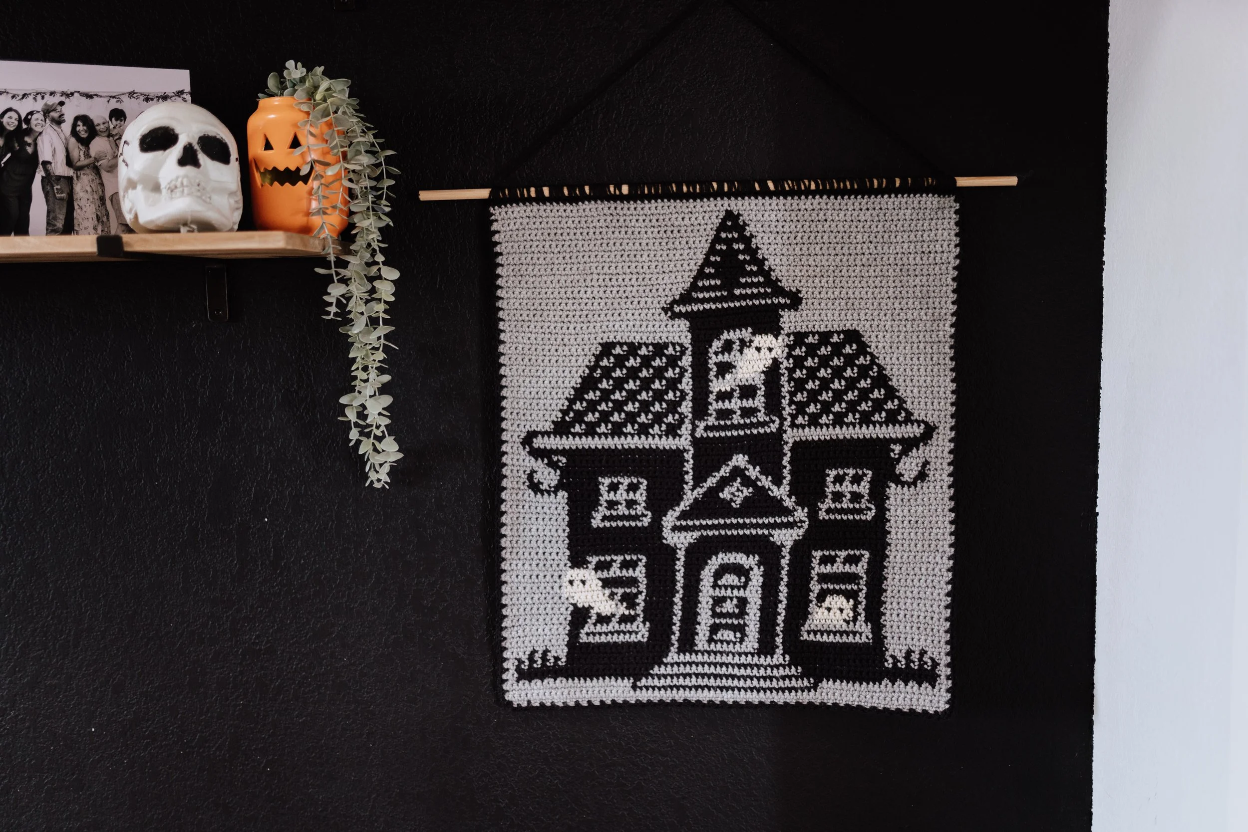 Haunted House DIGITAL CROCHET PATTERN | instant download (PDF) (Copy)