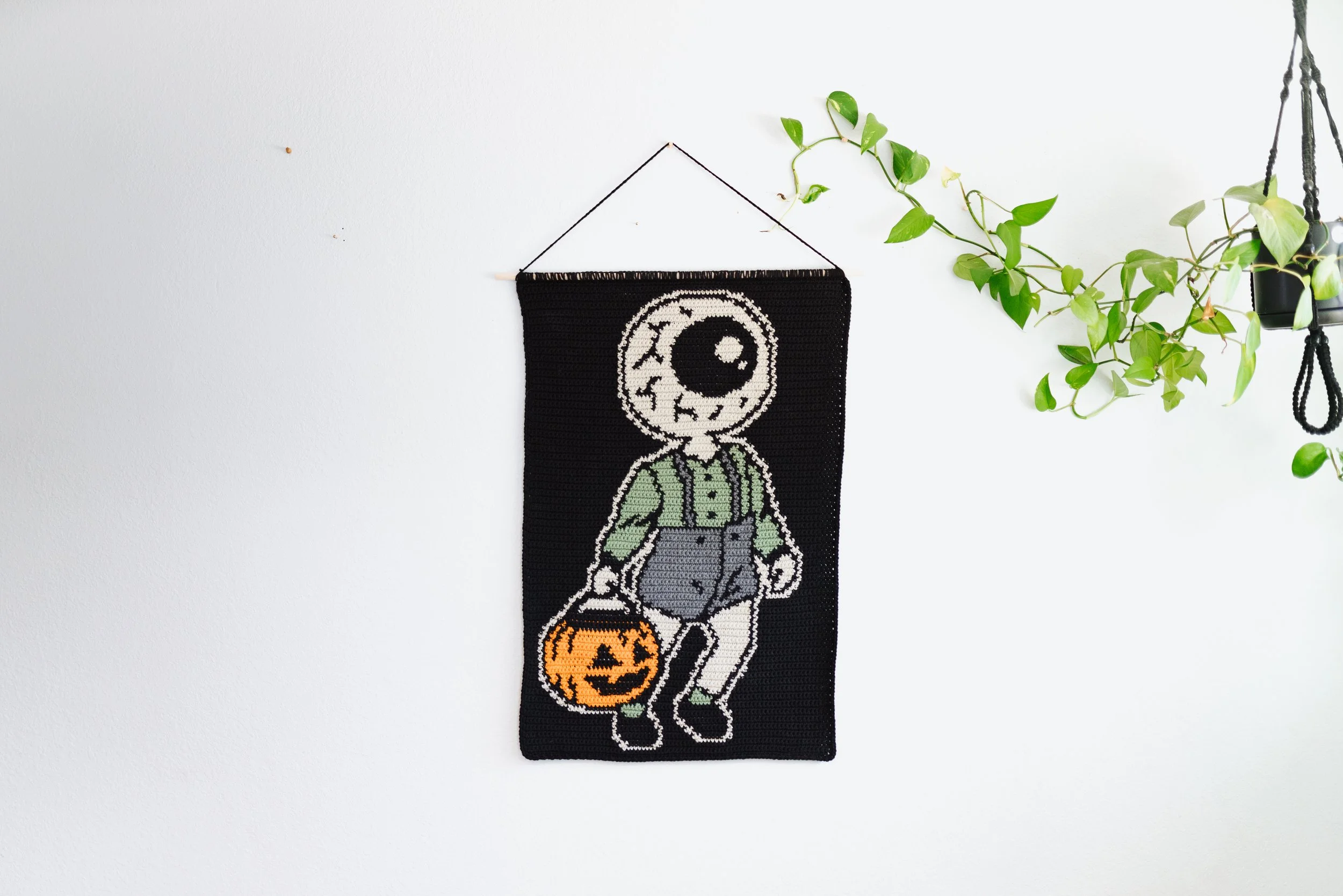 Eyeball Boy DIGITAL CROCHET PATTERN | instant download (PDF)