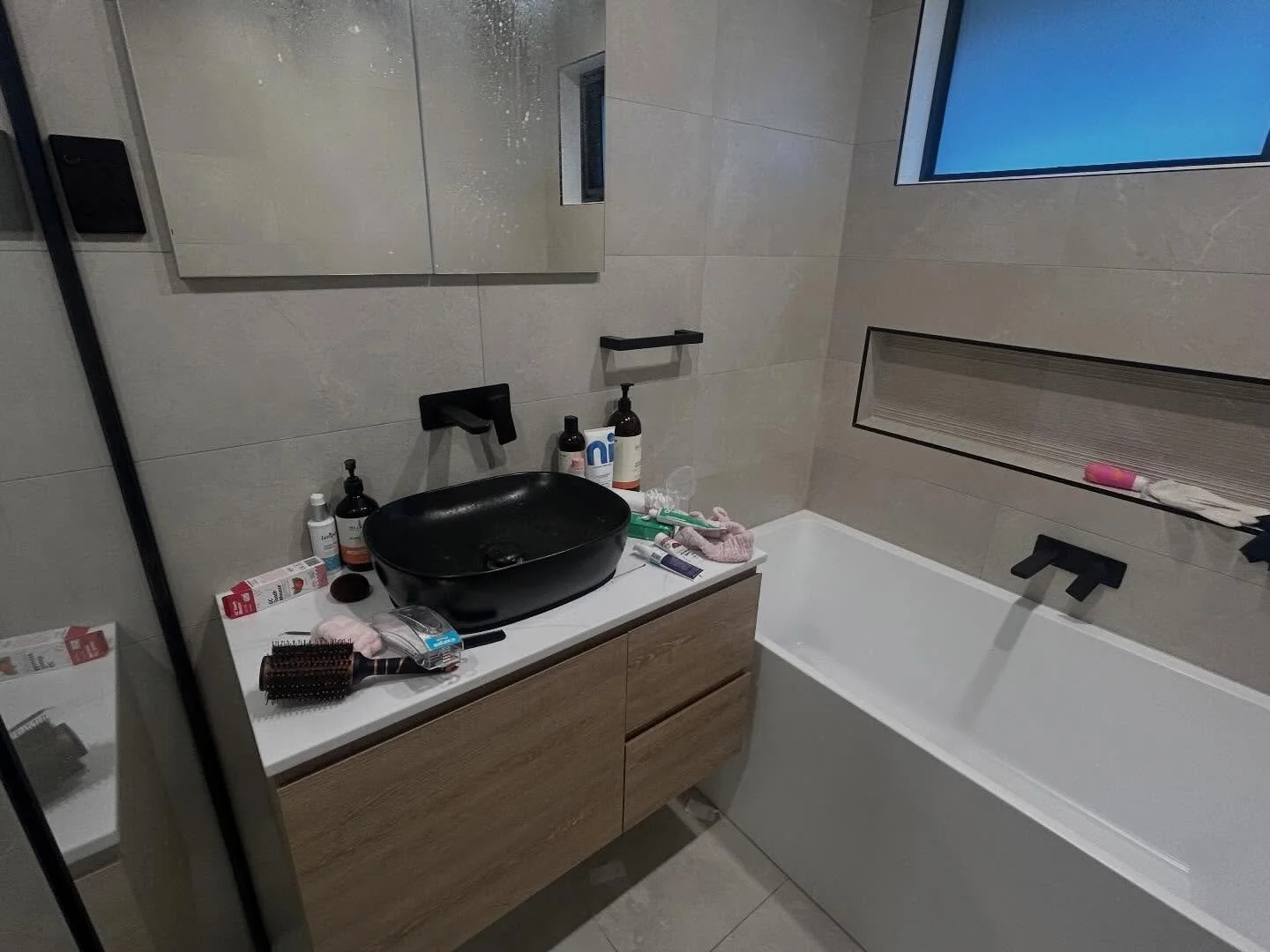There&rsquo;s nothing better than coming home to this ✨
Ready for your own reset?
Message us now to book 🧼 

#melbournecleaners #beforeandafter #melbourneproperties #cleanbathroom #bathroomtransformation