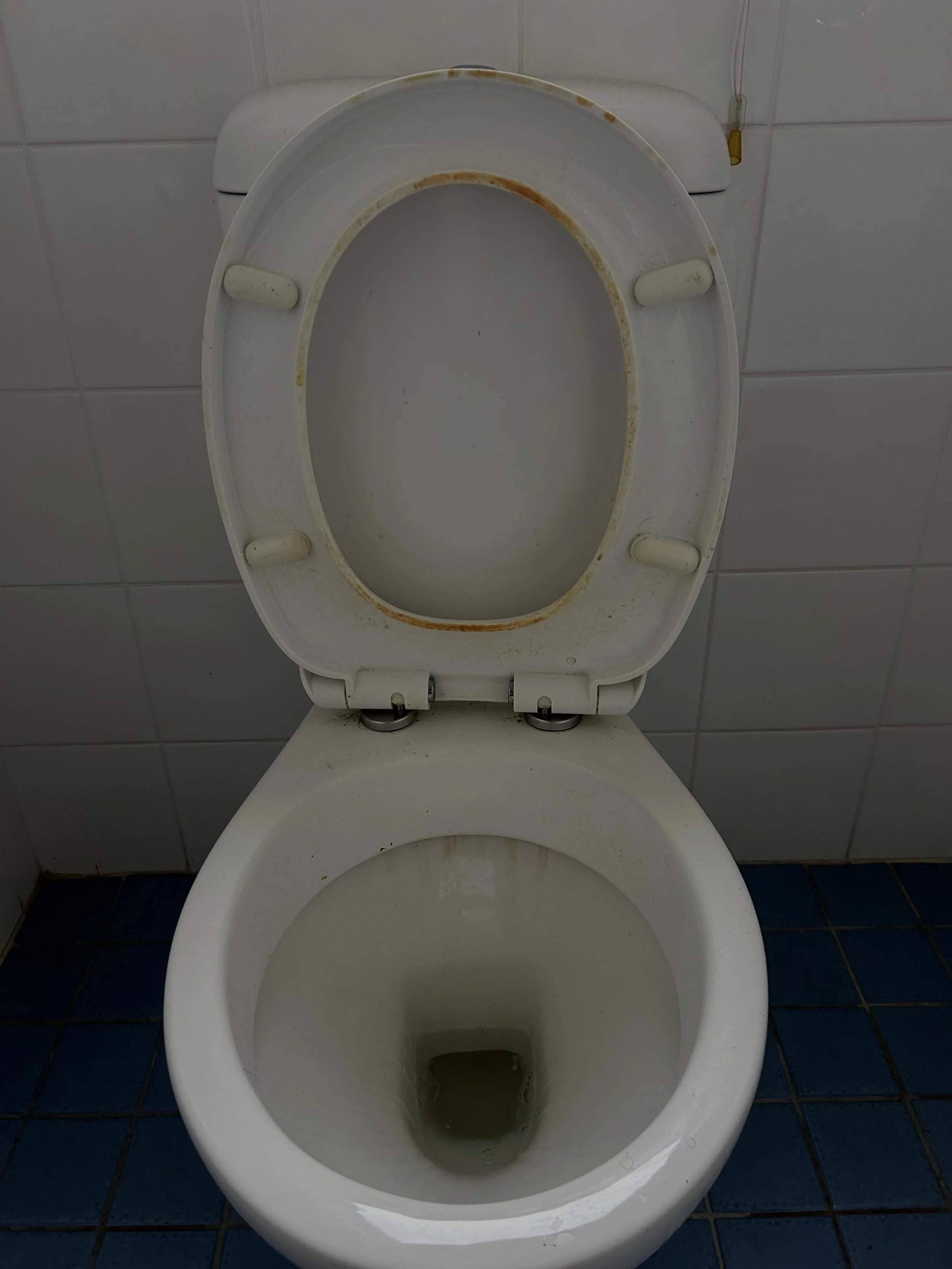 This is your reminder not to put off the deep clean ✨
Bathrooms especially can build up more than you realise, and sometimes all they need is a proper reset 🫧
Get in touch for a quote today!  #bathroomcleaning #deepclean #melbournecleaning