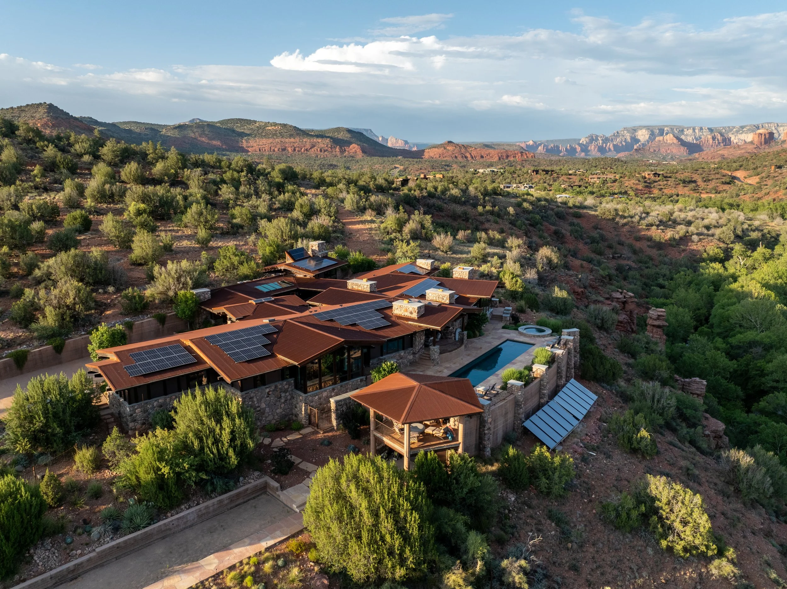 Sedona-Luxury-Desert-Estate-3.jpg