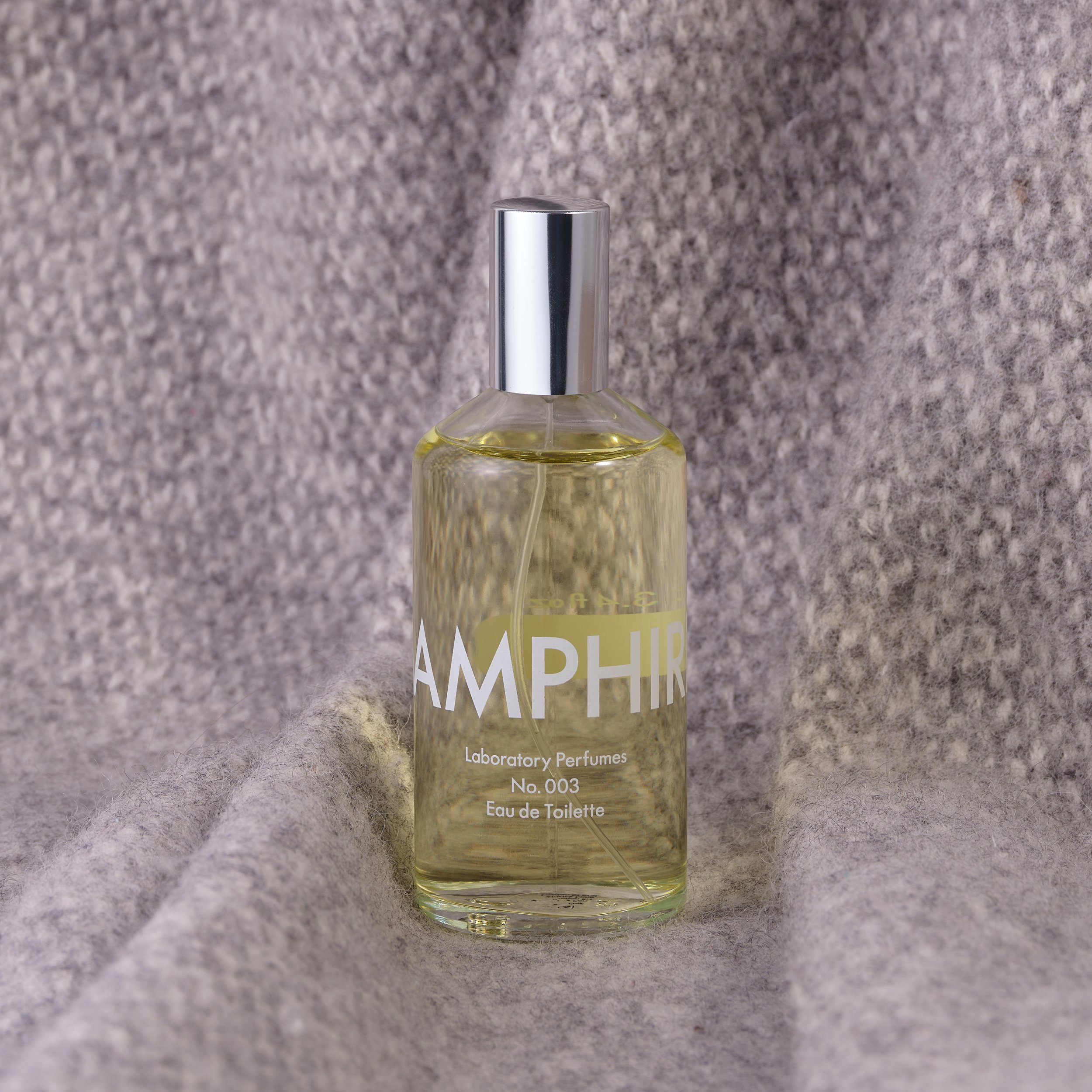 Lab-Perfumes-9.12.220361.jpg