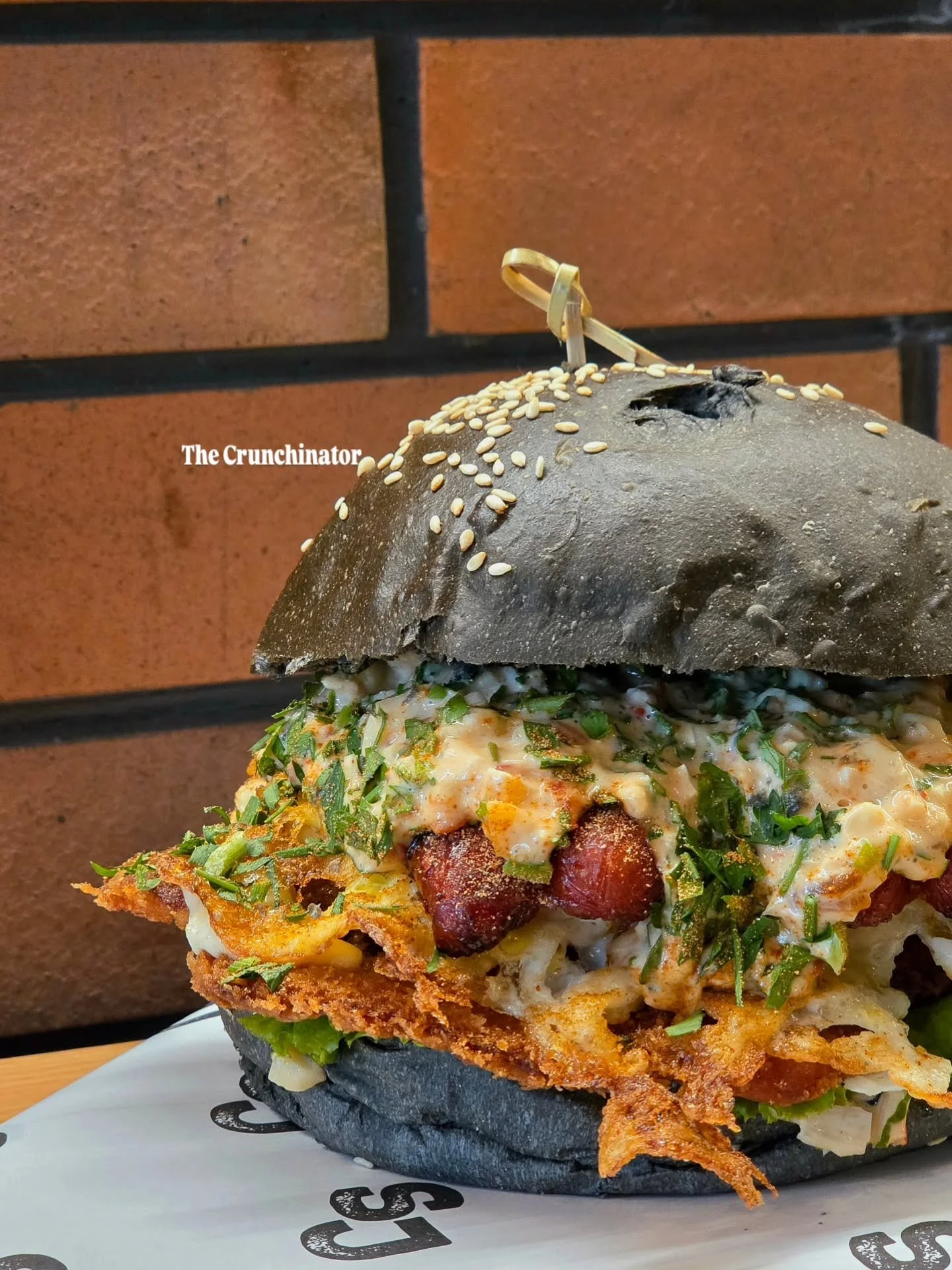 Two new beasts just landed at 𝐒𝐦𝐨𝐤𝐞𝐲 𝐉𝐨𝐞 🍔 🔥 
The 𝐂𝐫𝐮𝐧𝐜𝐡𝐢𝐧𝐚𝐭𝐨𝐫 and 𝐂𝐡𝐢𝐜𝐤 𝐙𝐢𝐥𝐥𝐚 - big, messy and absolutely worth it. 

Come hungry. 😋

#smokeyjoe #TribecaMall #Mauritius