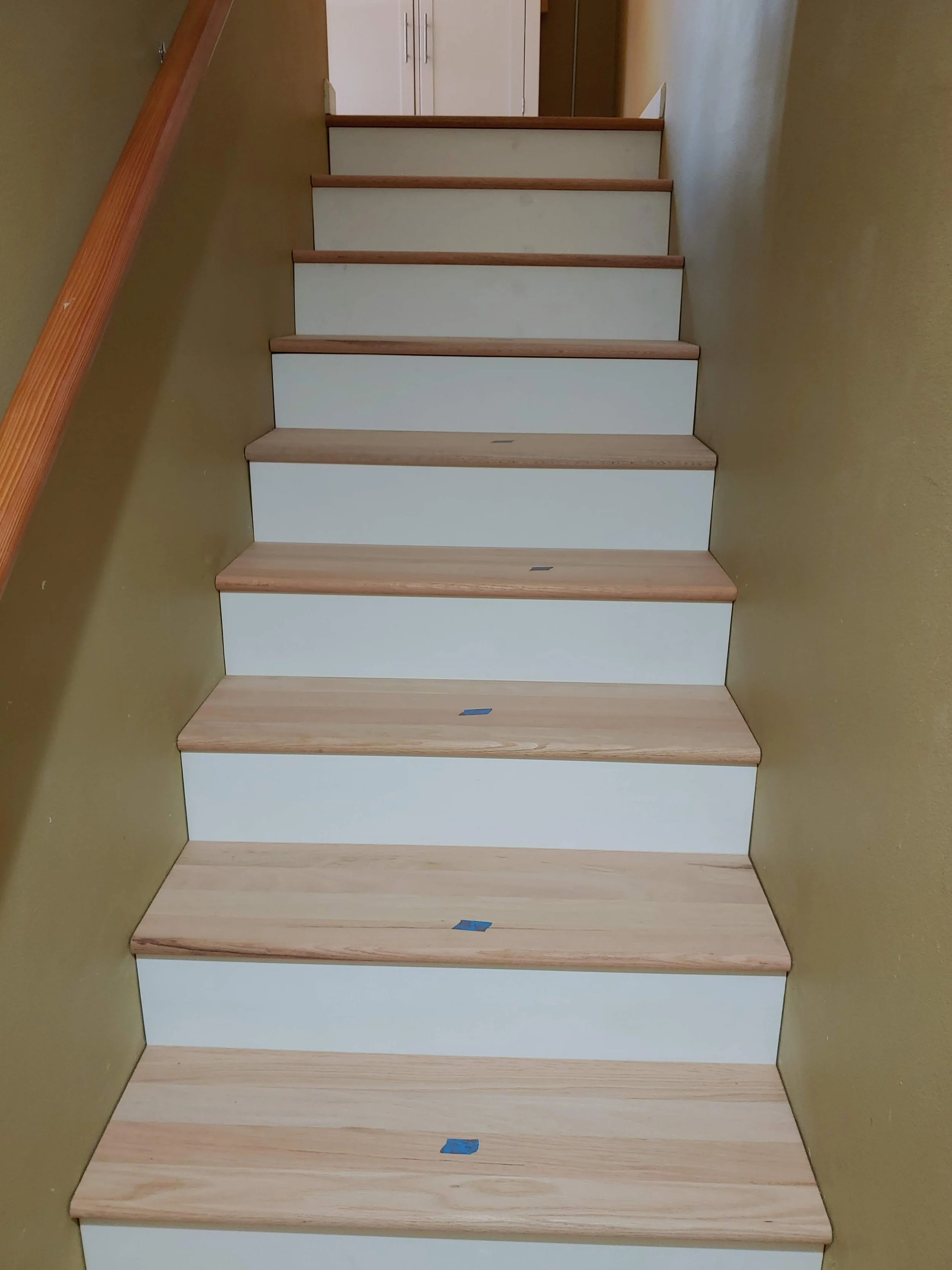 Going from carpet to hardwood on your stairs