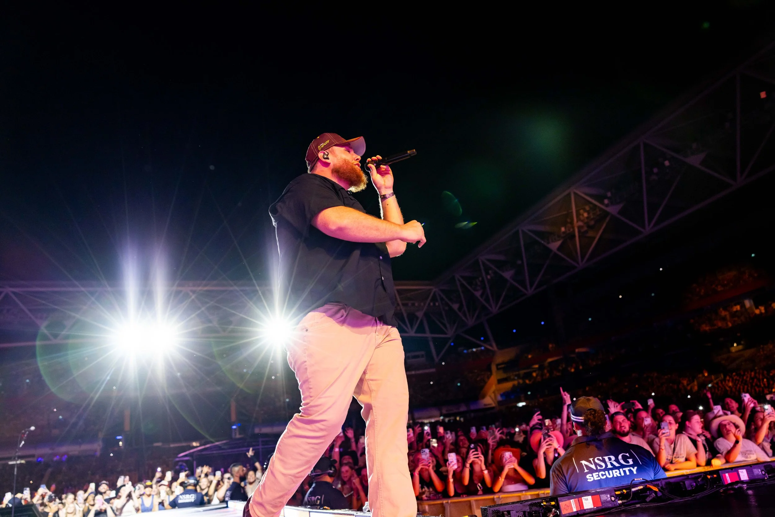 20250124-LukeCombs-somefxLD1203.jpg