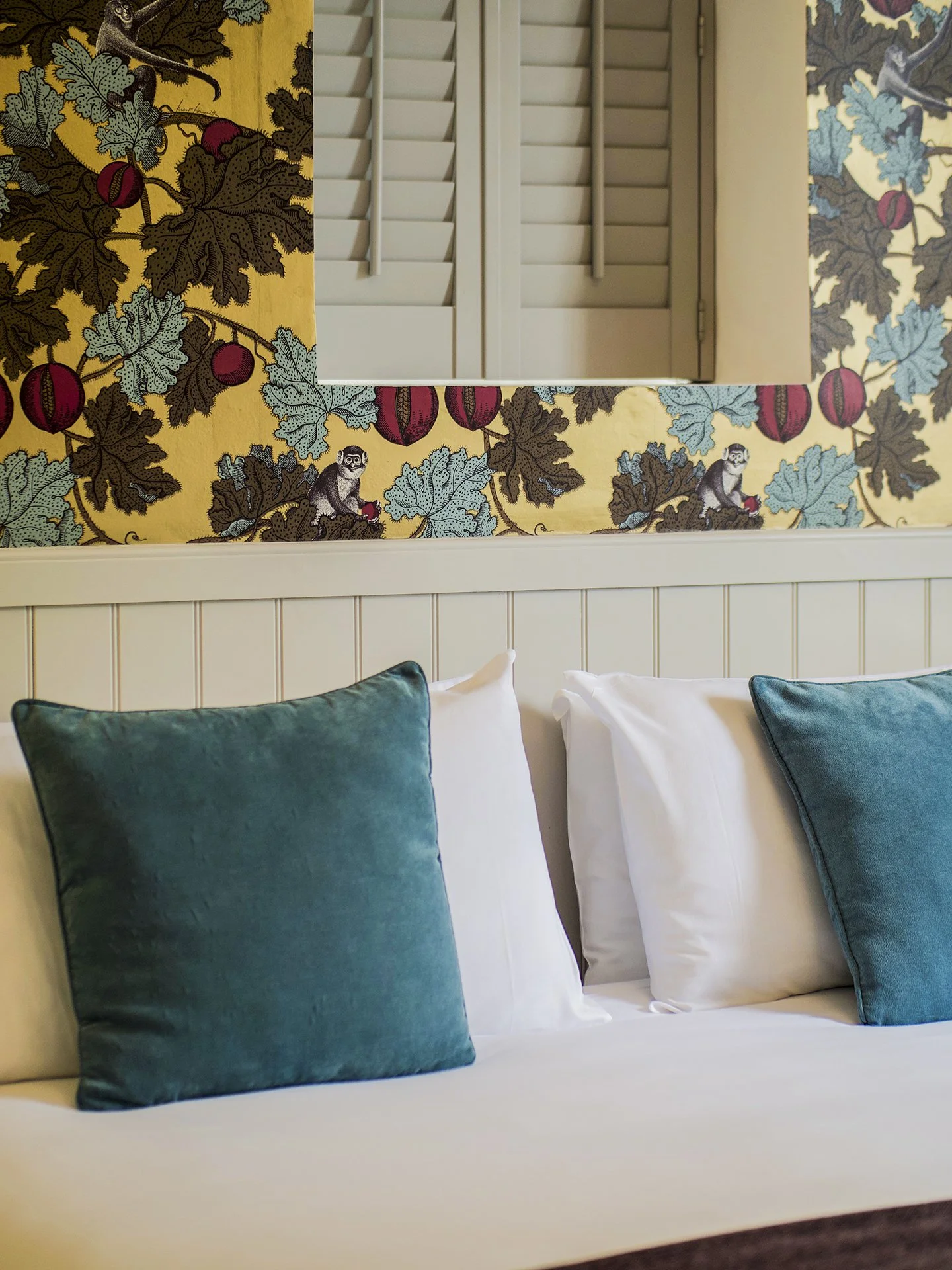 hotelstives.jpg