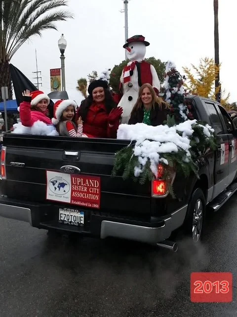 2013 Xmas parade car.jpg
