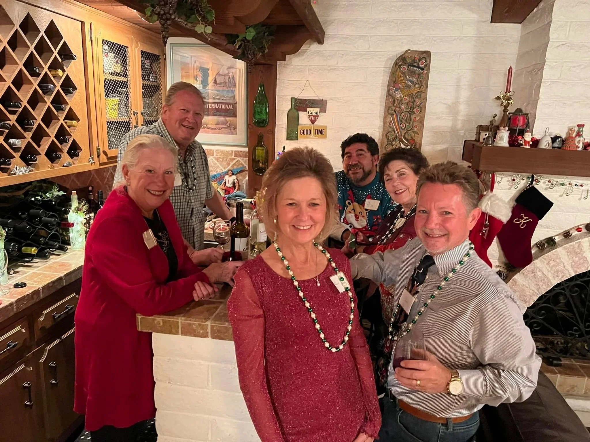 Christmas+dinner+group+at+Ann+Thomas+home+December+2023.jpg