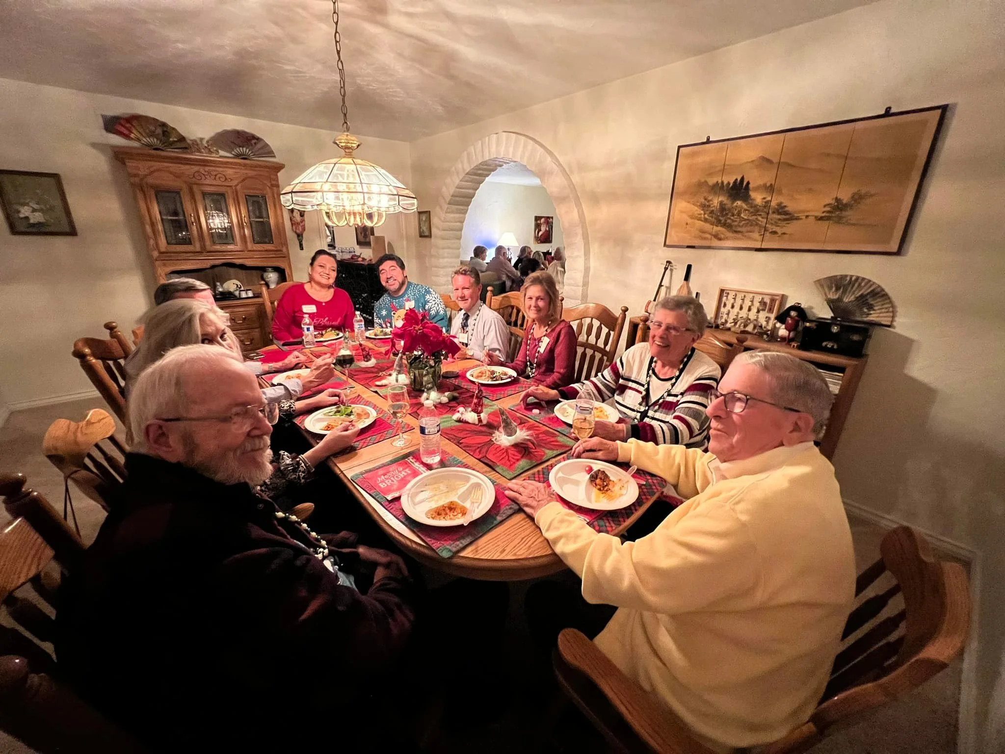 Christmas dinner 2023 table group.jpg