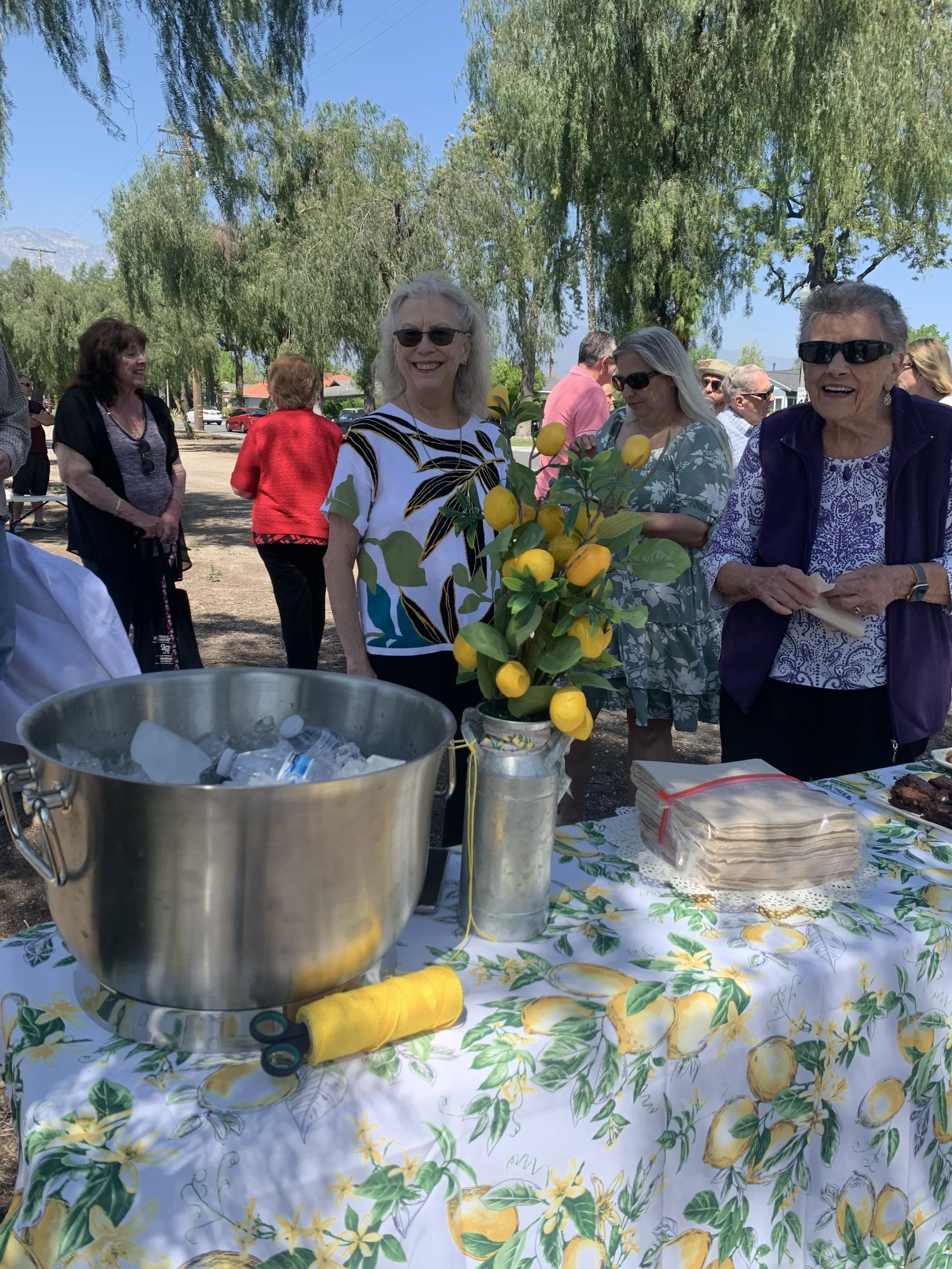 Board Member Ann Thomas and Fern Musser at welcome table