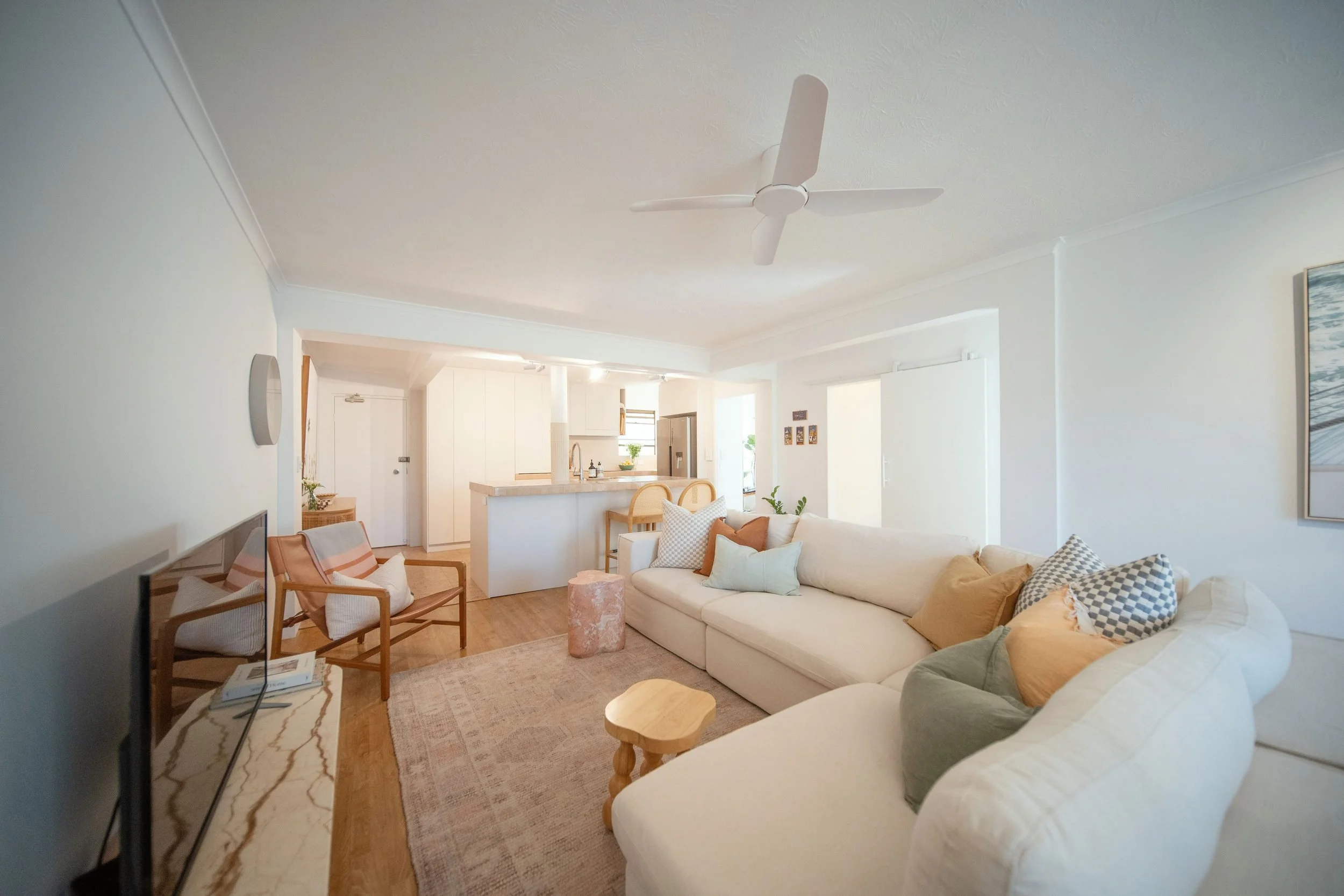 brisbane-interior-design-toowong-apartment-living-room-06.jpg