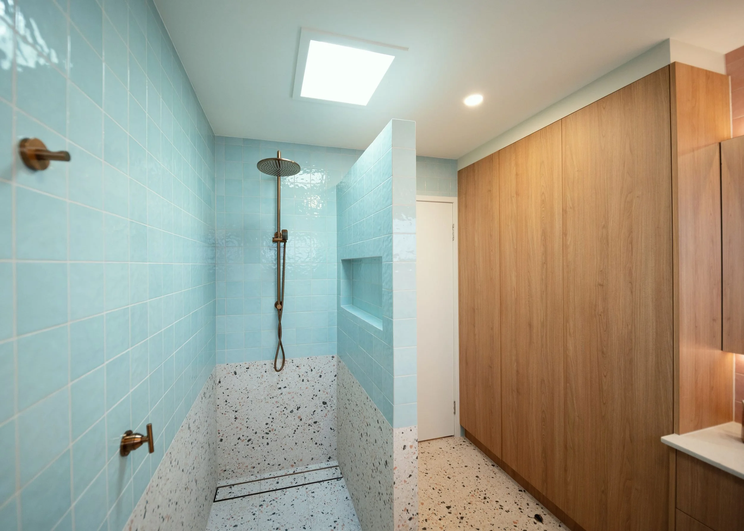 brisbane-interior-design-scarborough-ensuite-01.jpg
