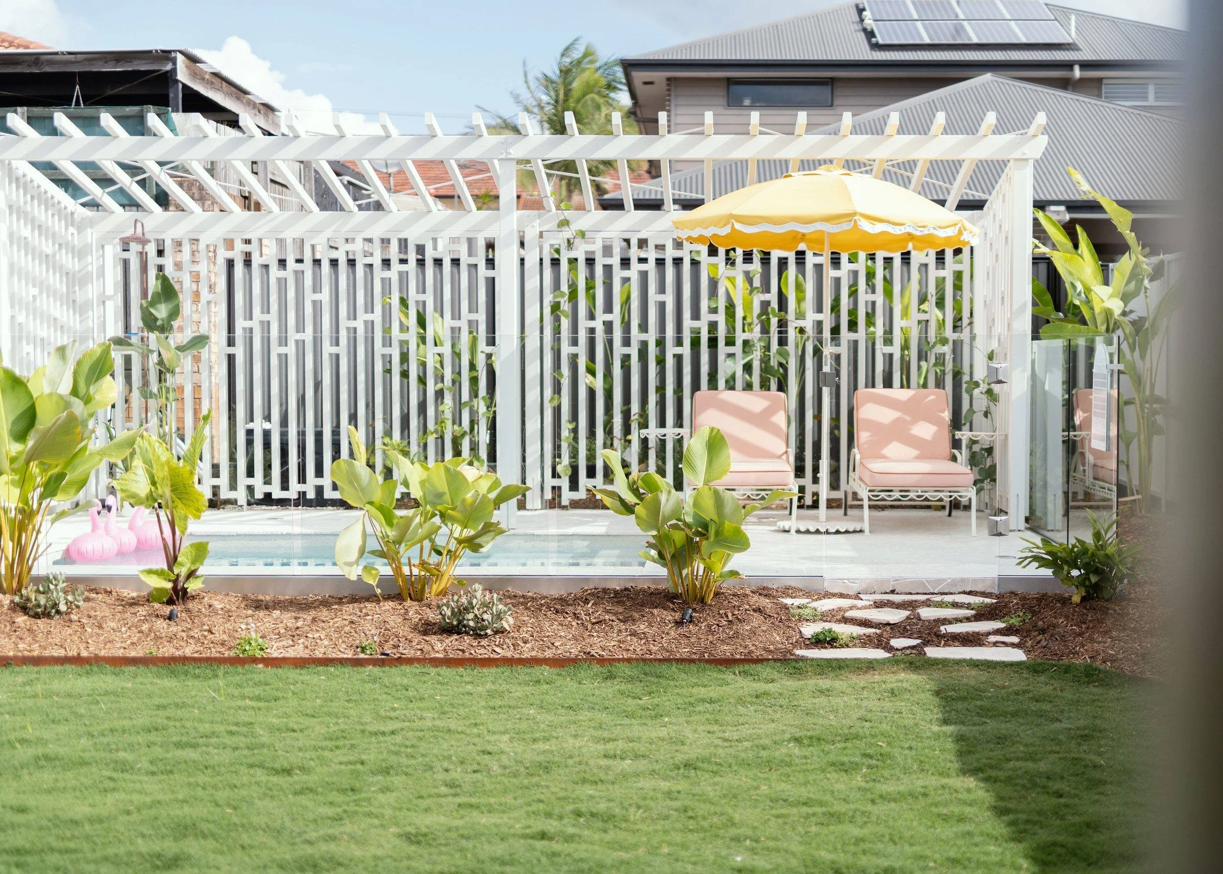 brisbane-interior-design-scarborough-pool-01.jpg