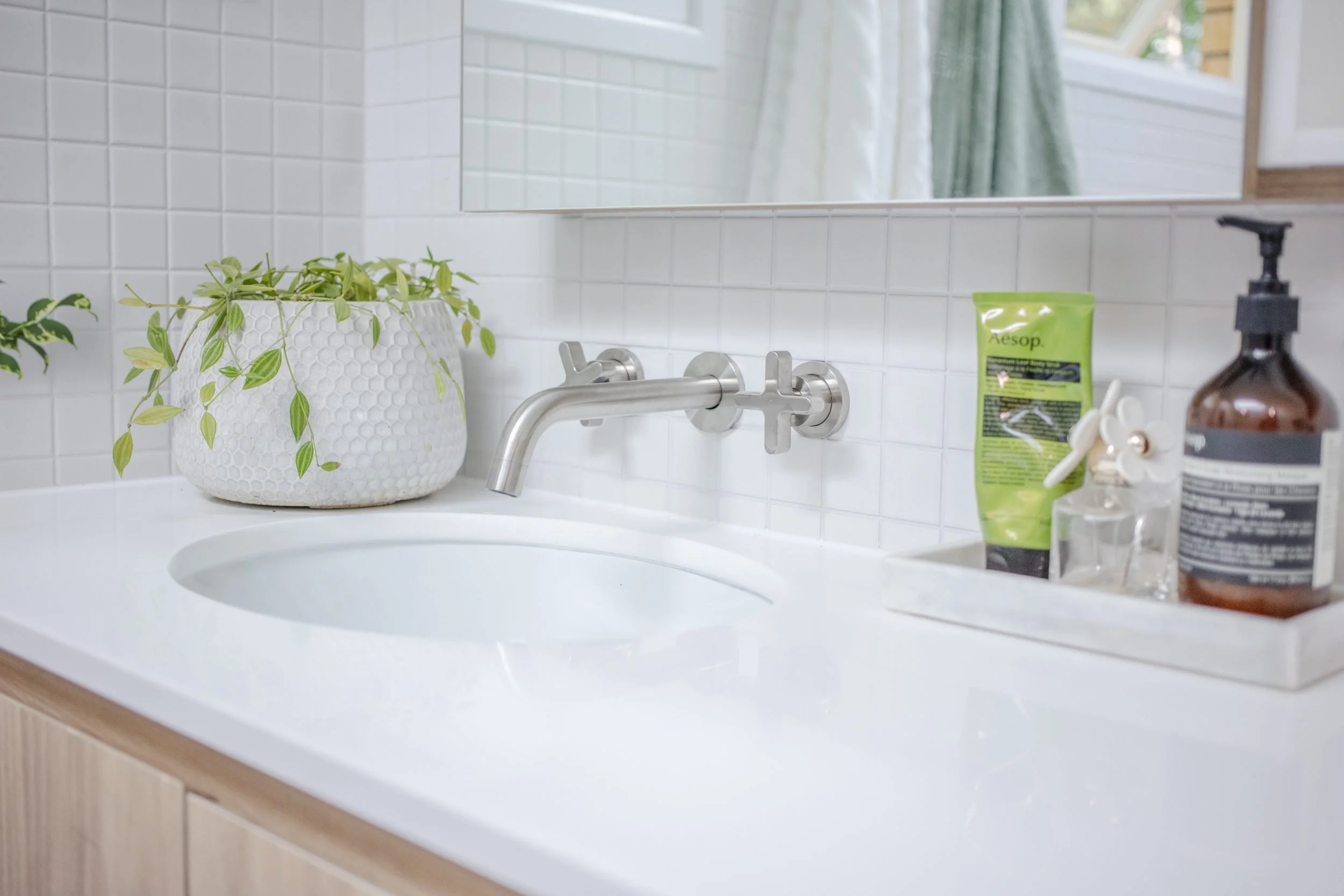 brisbane-interior-design-toowong-residence-bathroom-04.jpg